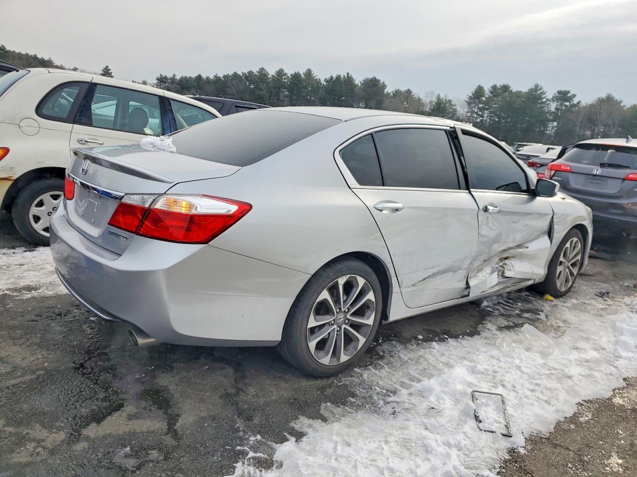 2015 HONDA ACCORD SPORT photo 3