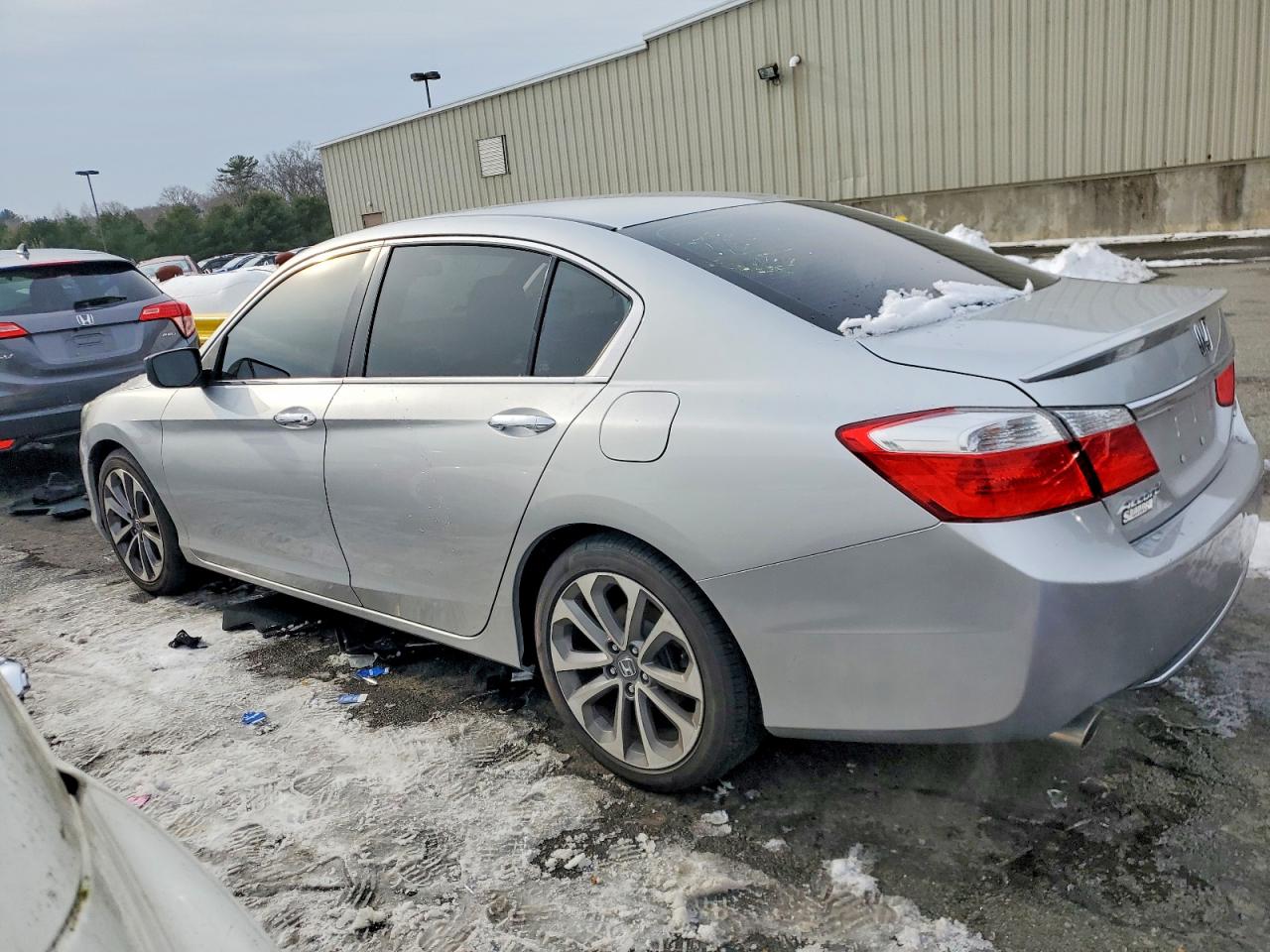2015 HONDA ACCORD SPORT photo 2