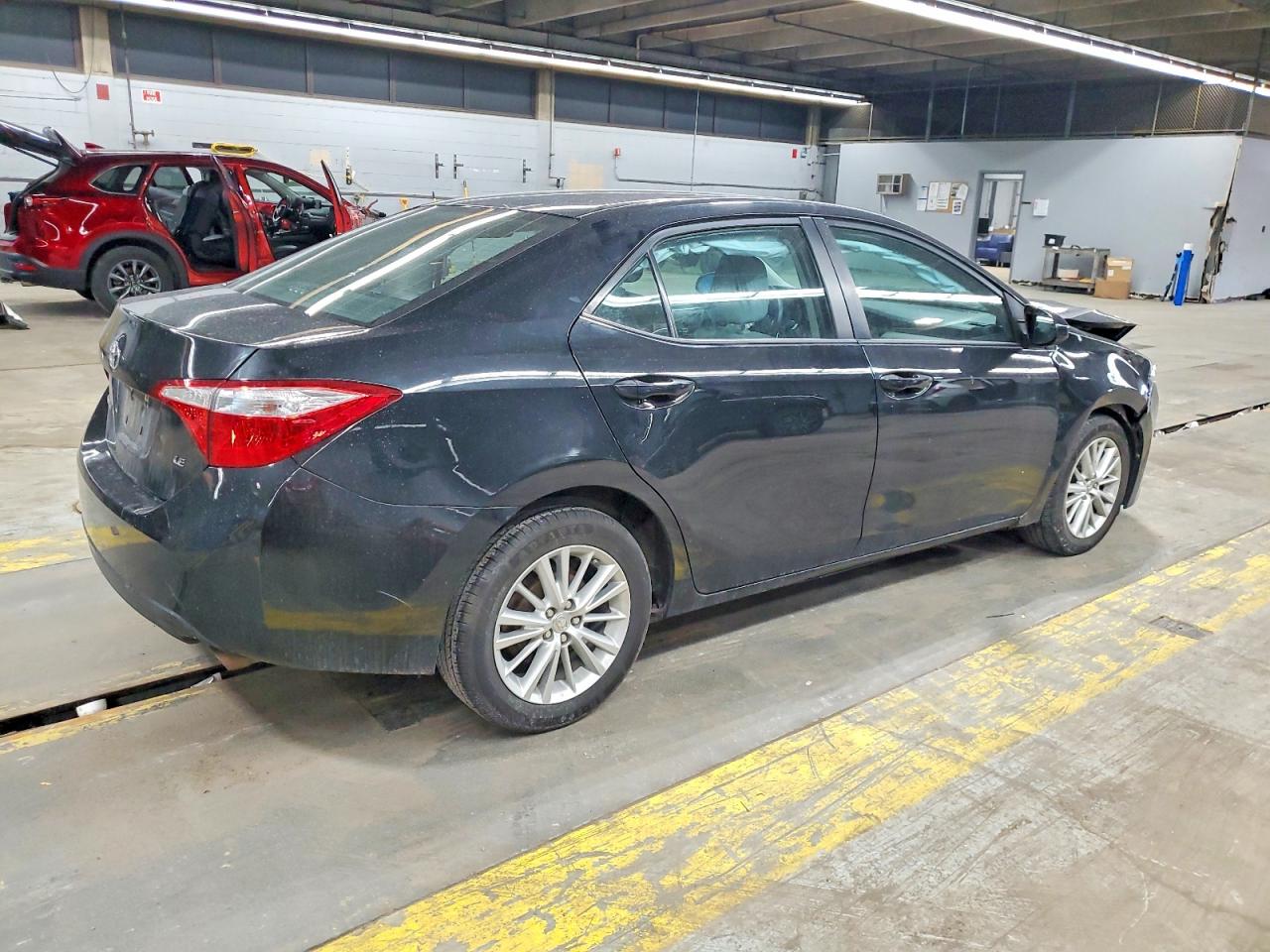 2014 TOYOTA COROLLA L photo 3