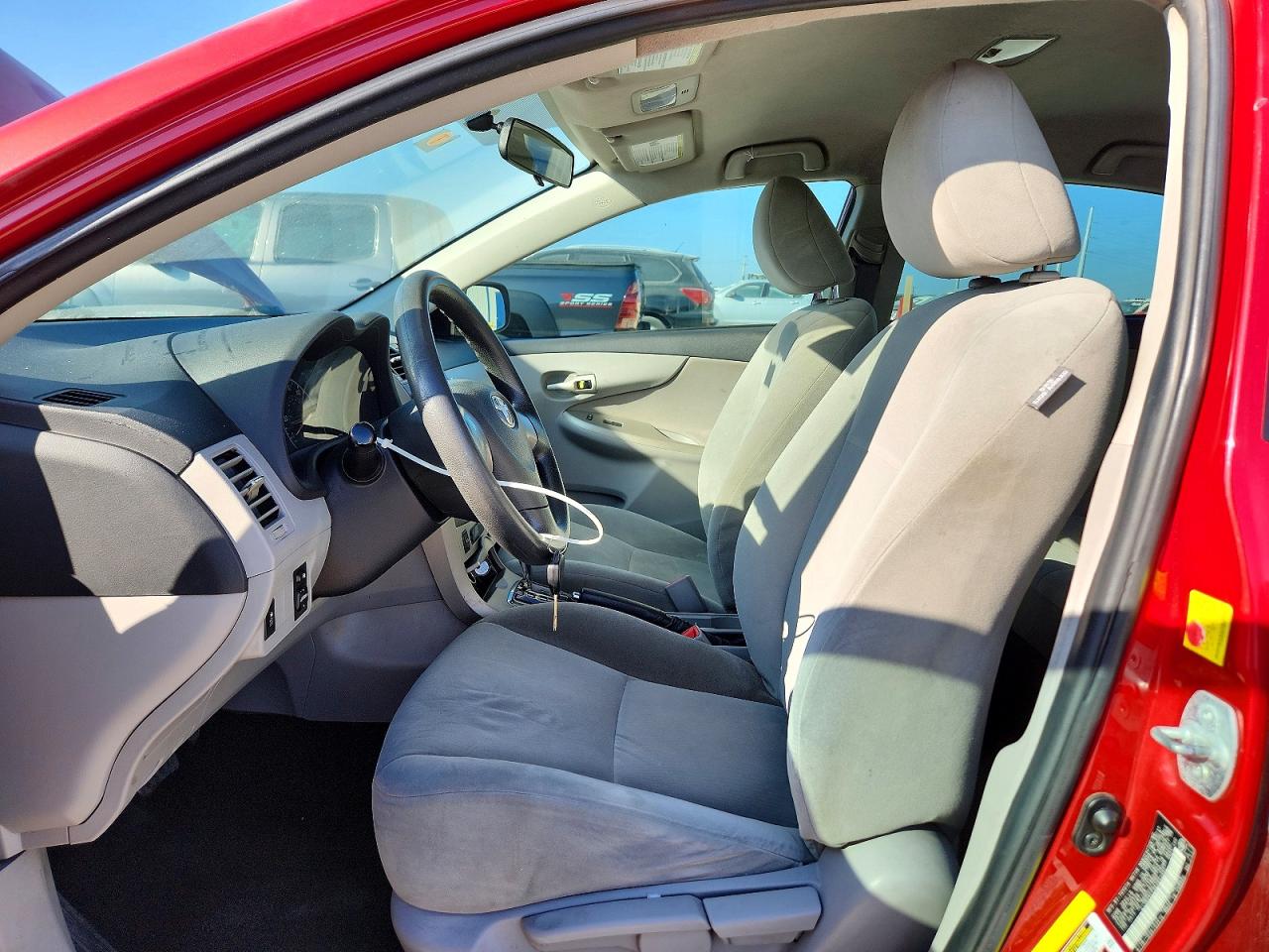 2011 TOYOTA COROLLA BASE photo 13