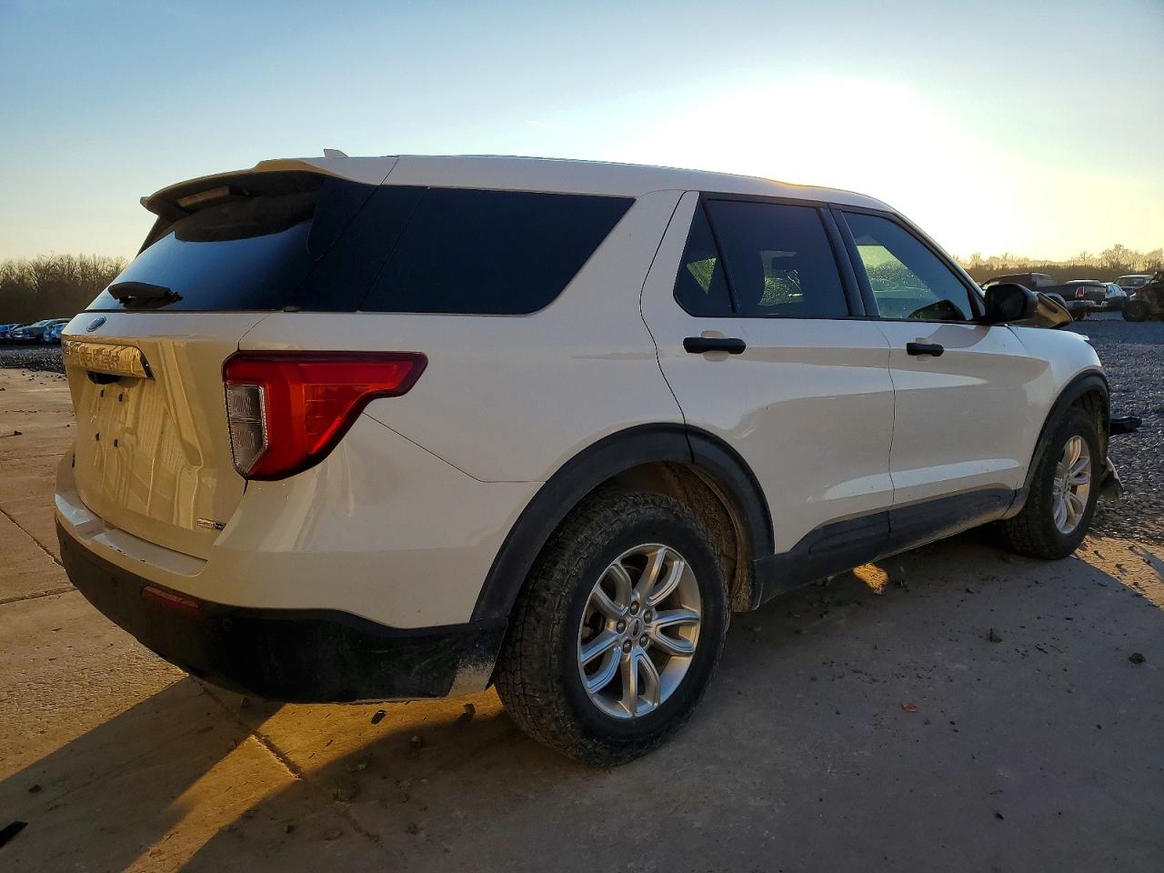 2020 FORD EXPLORER photo 5