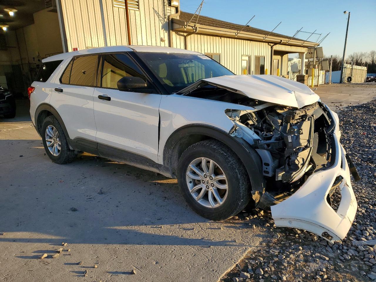 2020 FORD EXPLORER photo 7