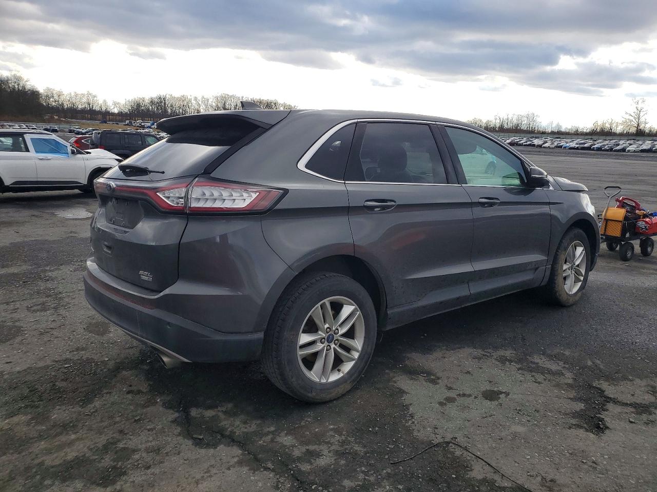 2017 FORD EDGE photo 3