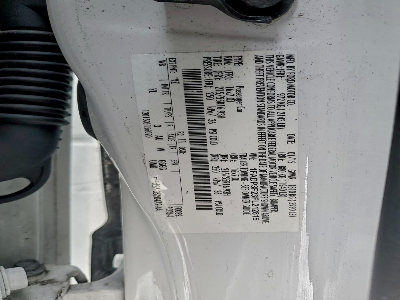 2015 FORD FOCUS SE photo 12