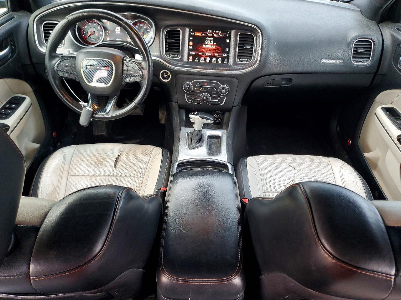 2015 DODGE CHARGER R/T photo 8