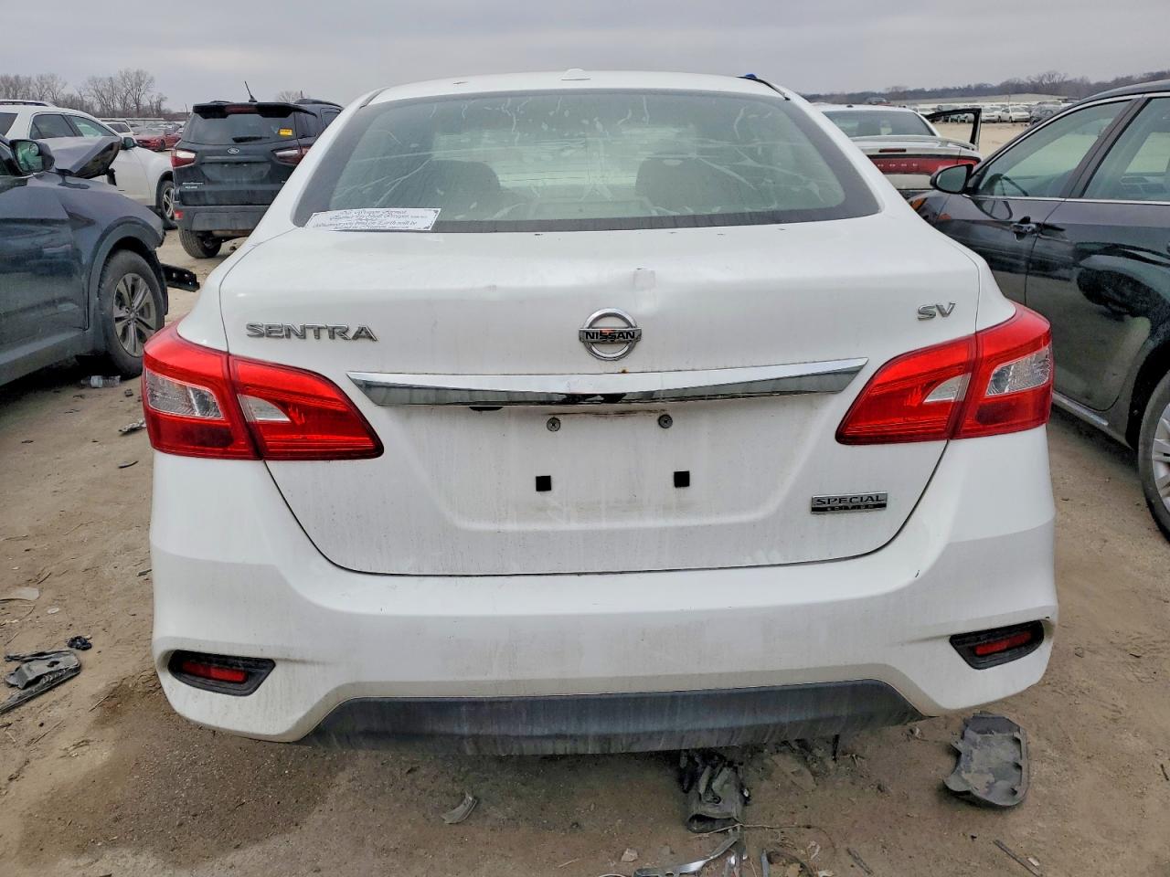 2019 NISSAN SENTRA S photo 11