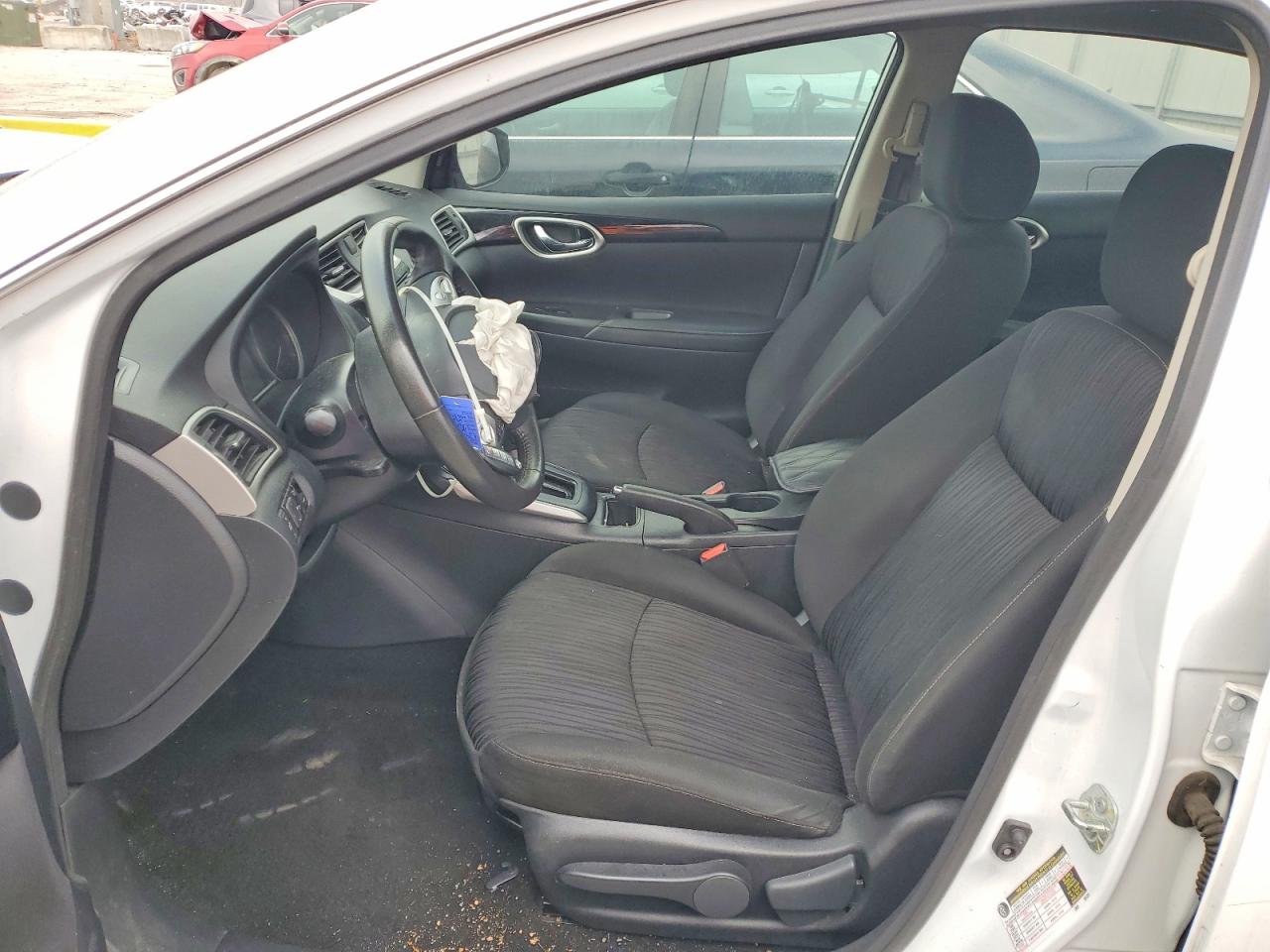 2019 NISSAN SENTRA S photo 13