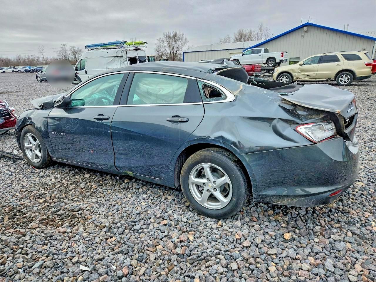 2017 CHEVROLET MALIBU LS photo 3