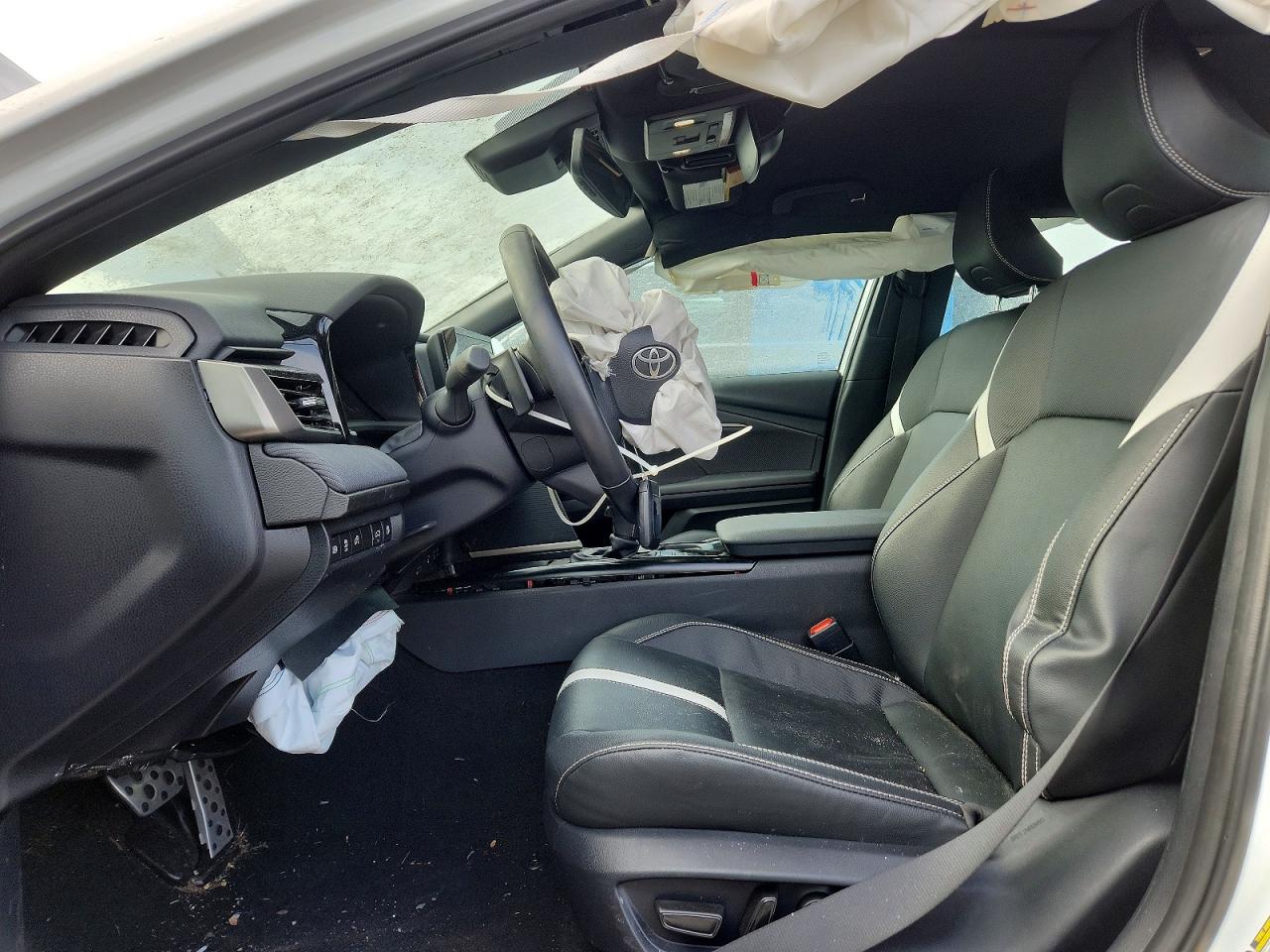 2025 TOYOTA CAMRY XSE photo 7
