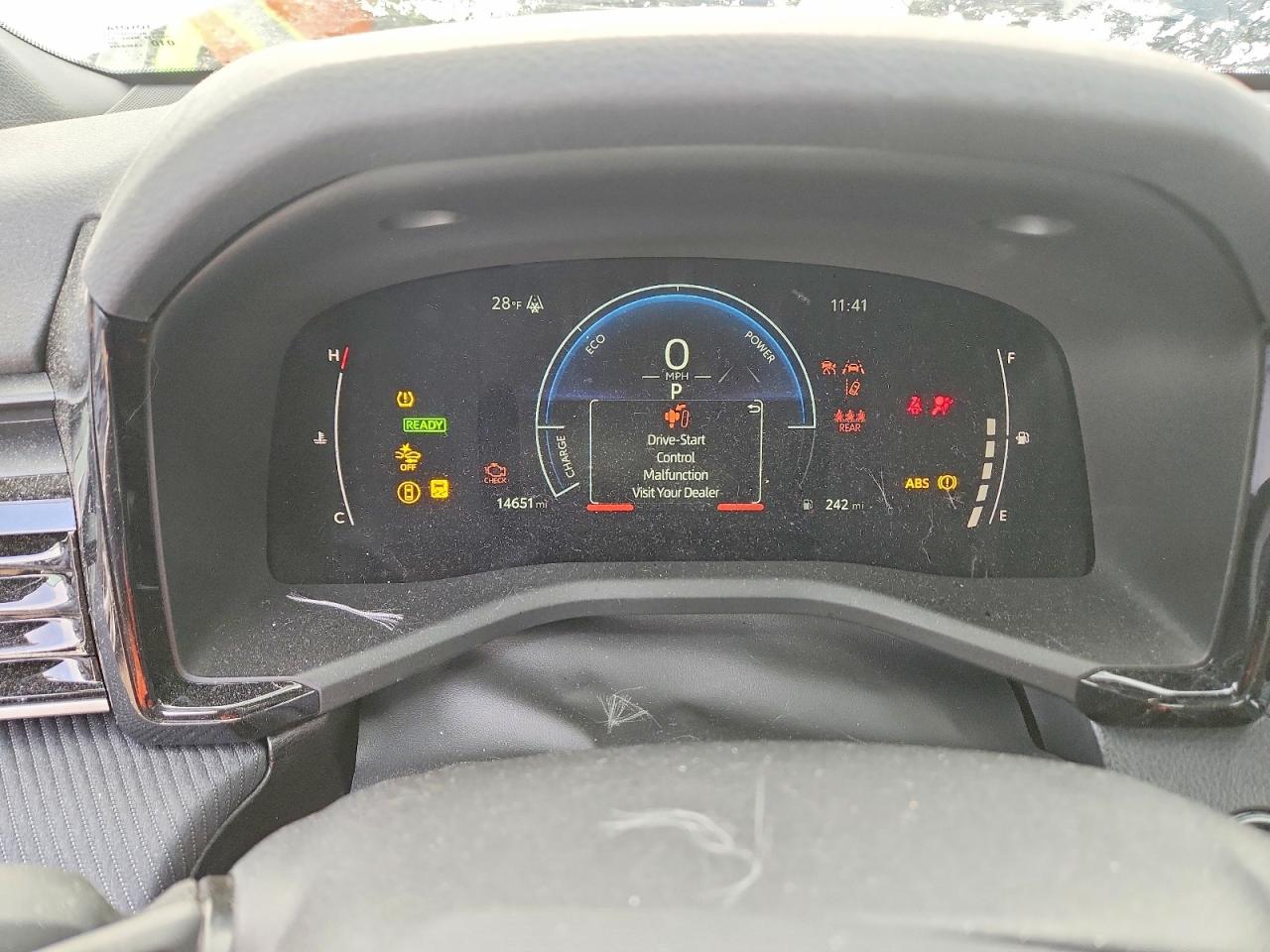 2025 TOYOTA CAMRY XSE photo 9