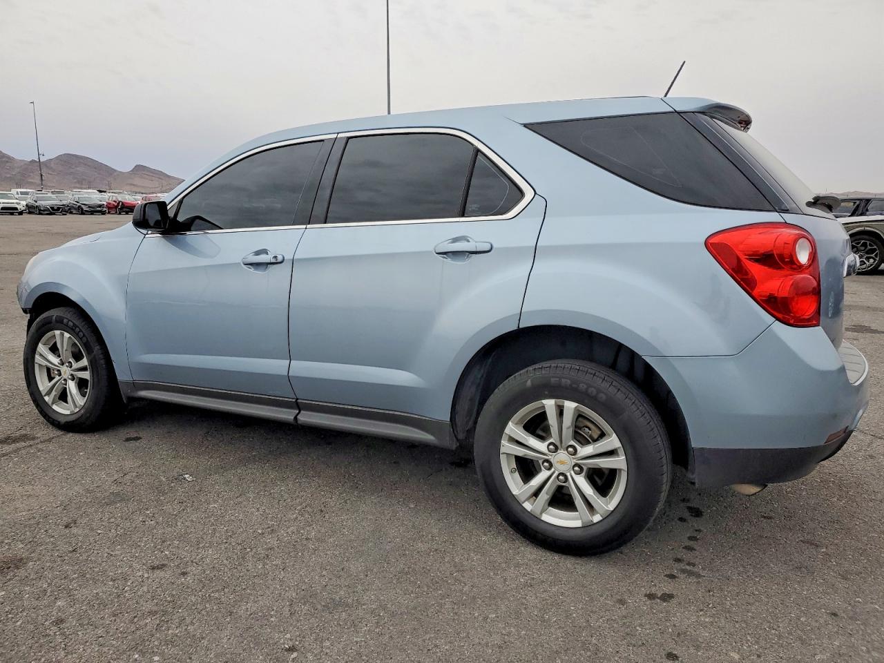 2015 CHEVROLET EQUINOX LS photo 2