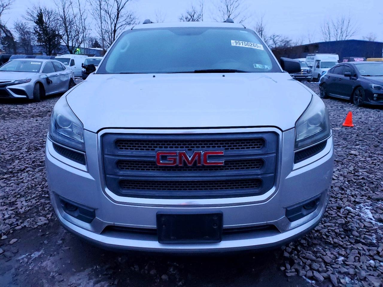 2015 GMC ACADIA SLE photo 5
