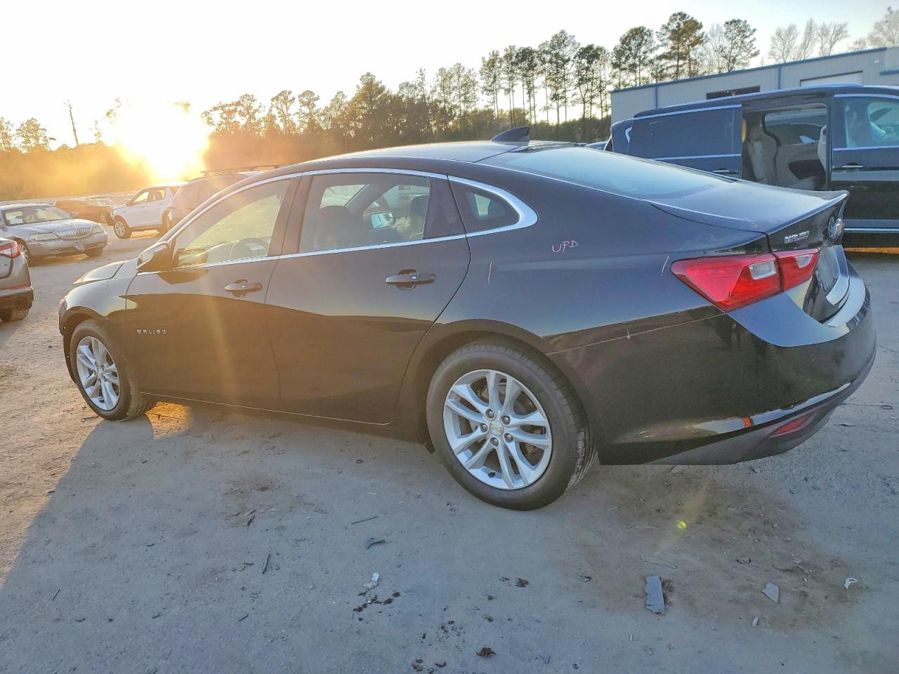 2017 CHEVROLET MALIBU HYBRID photo 2