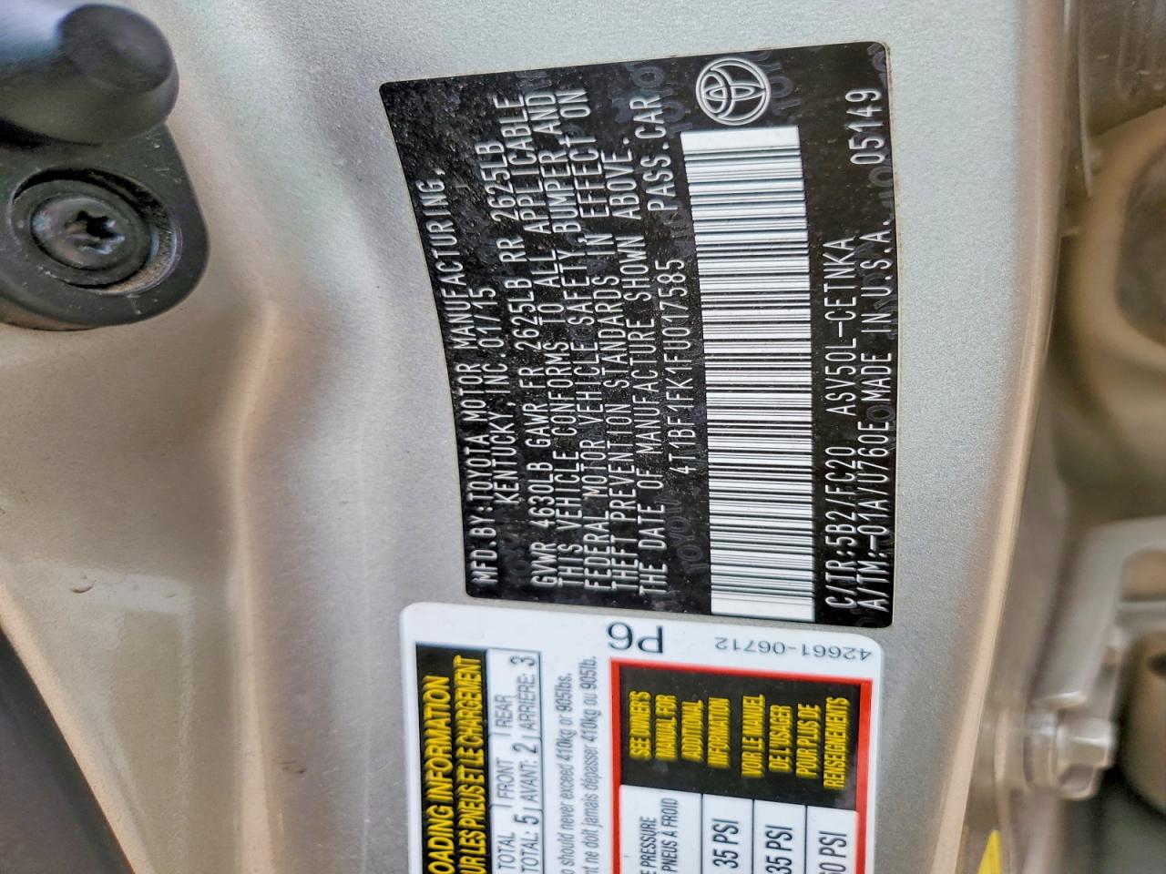 2015 TOYOTA CAMRY LE photo 12