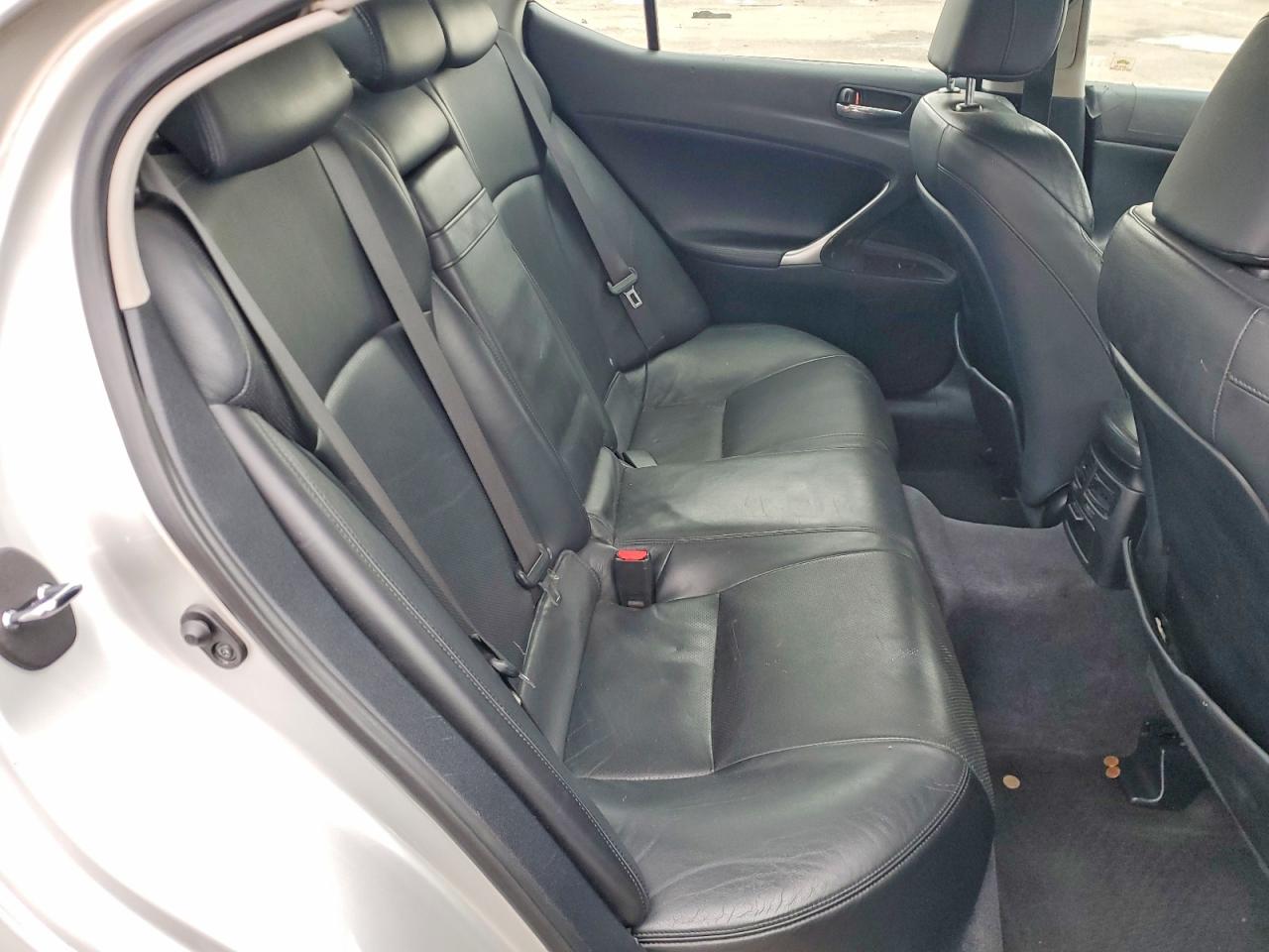 2006 LEXUS IS 250 photo 10