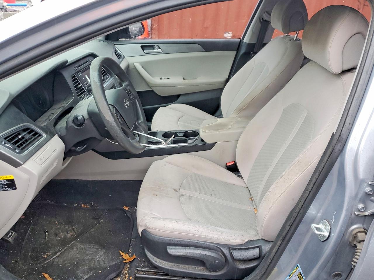 2015 HYUNDAI SONATA SE photo 7