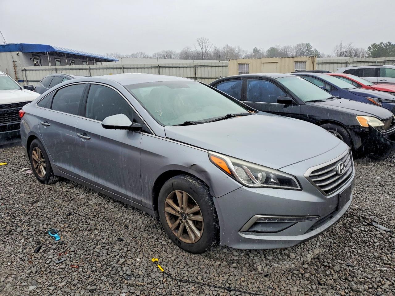 2015 HYUNDAI SONATA SE photo 4