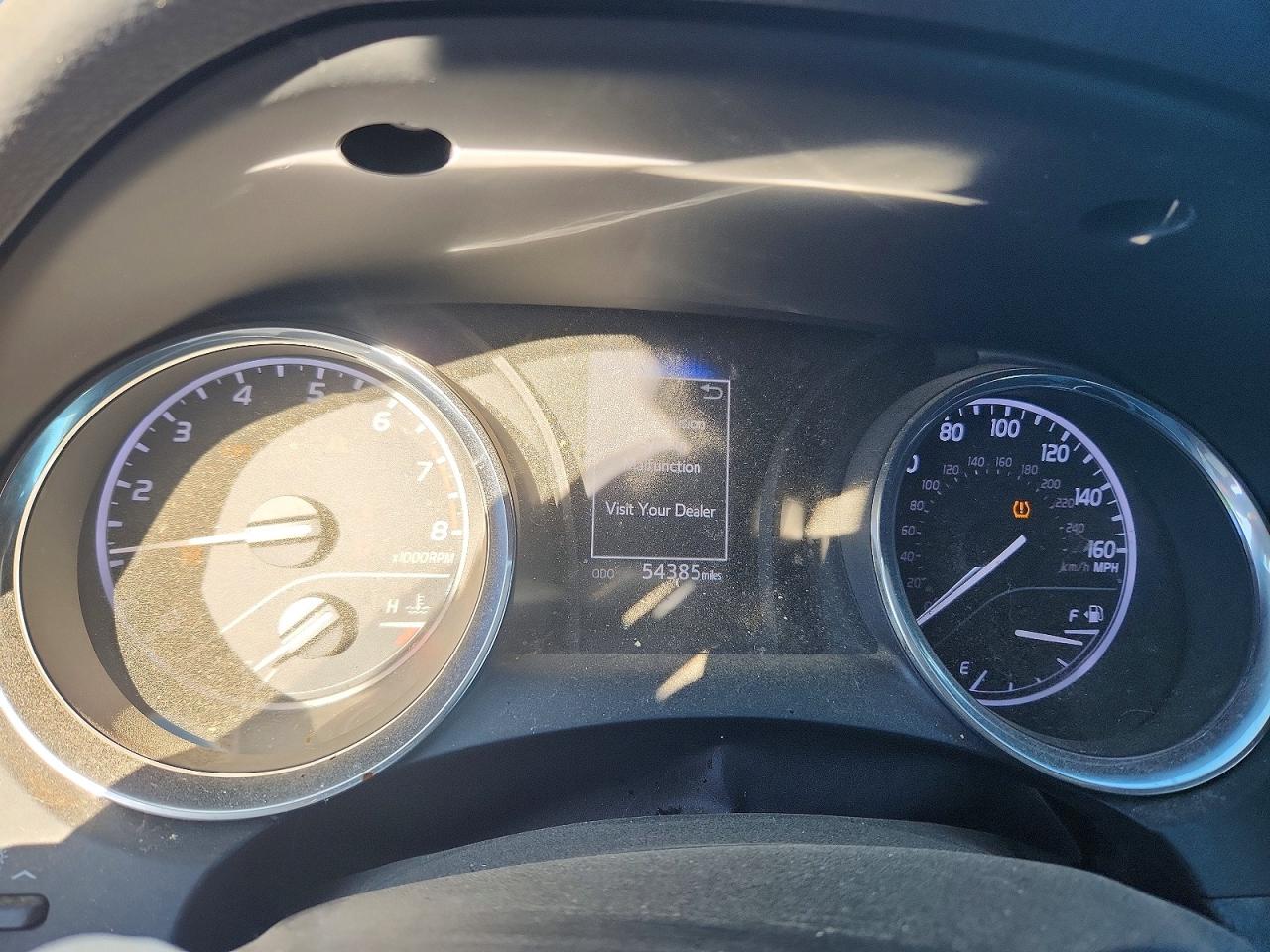 2020 TOYOTA CAMRY LE photo 9