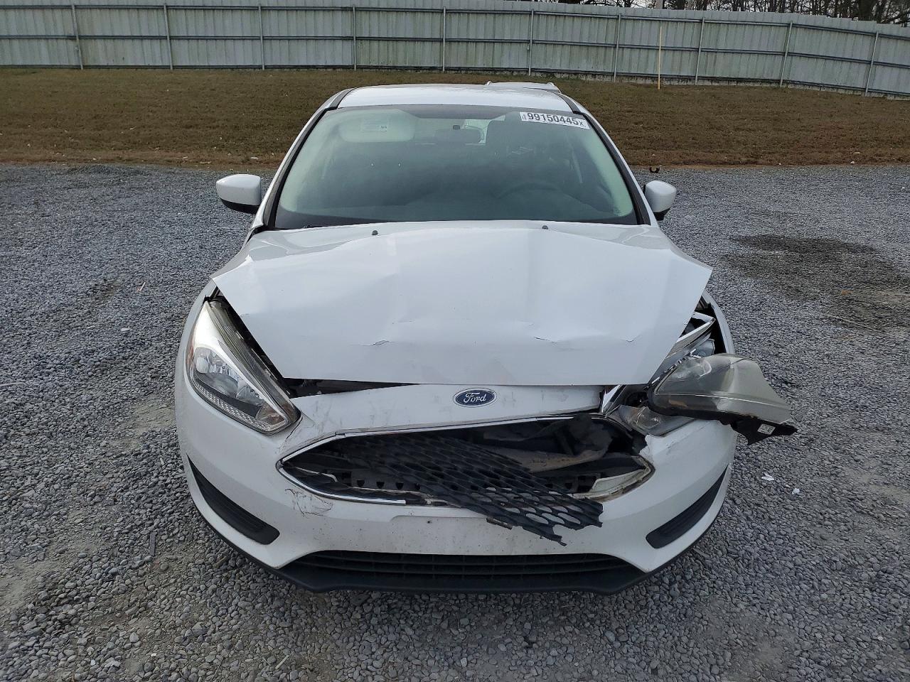 2018 FORD FOCUS SE photo 5