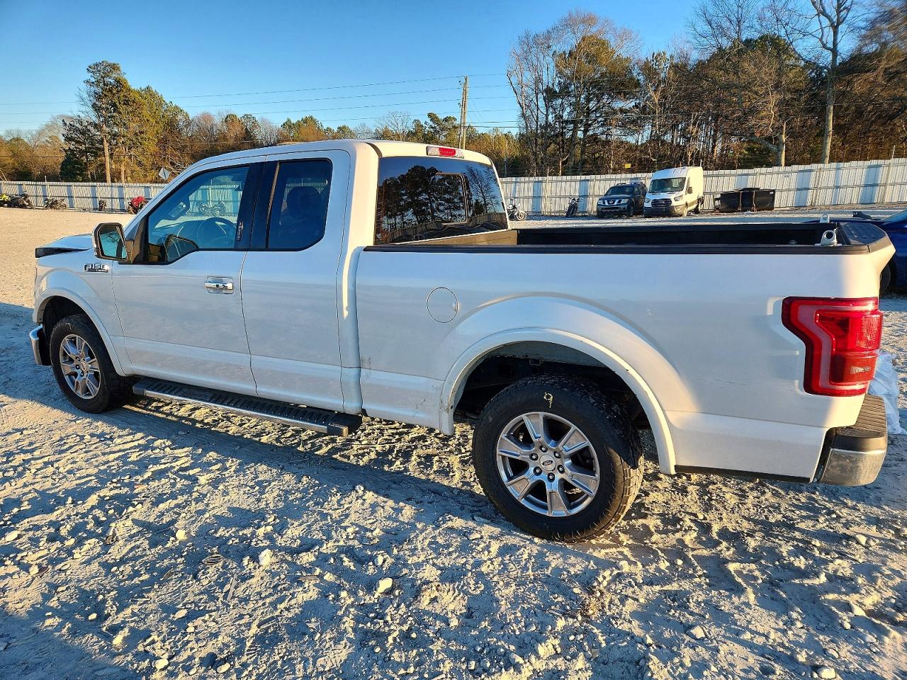 2015 FORD F150 SUPER CAB photo 2