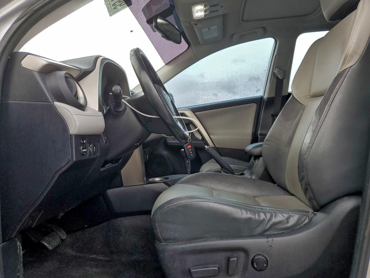 2015 TOYOTA RAV4 LIMITED photo 7