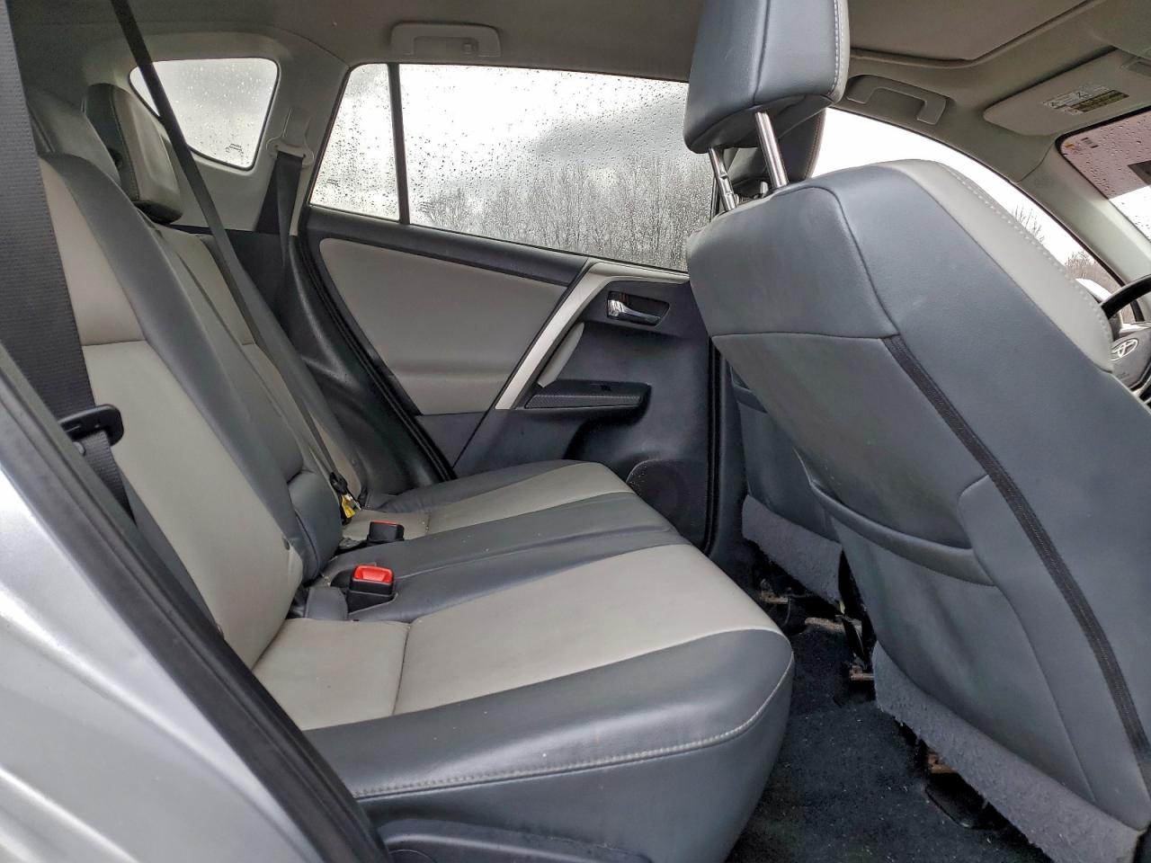 2015 TOYOTA RAV4 LIMITED photo 11