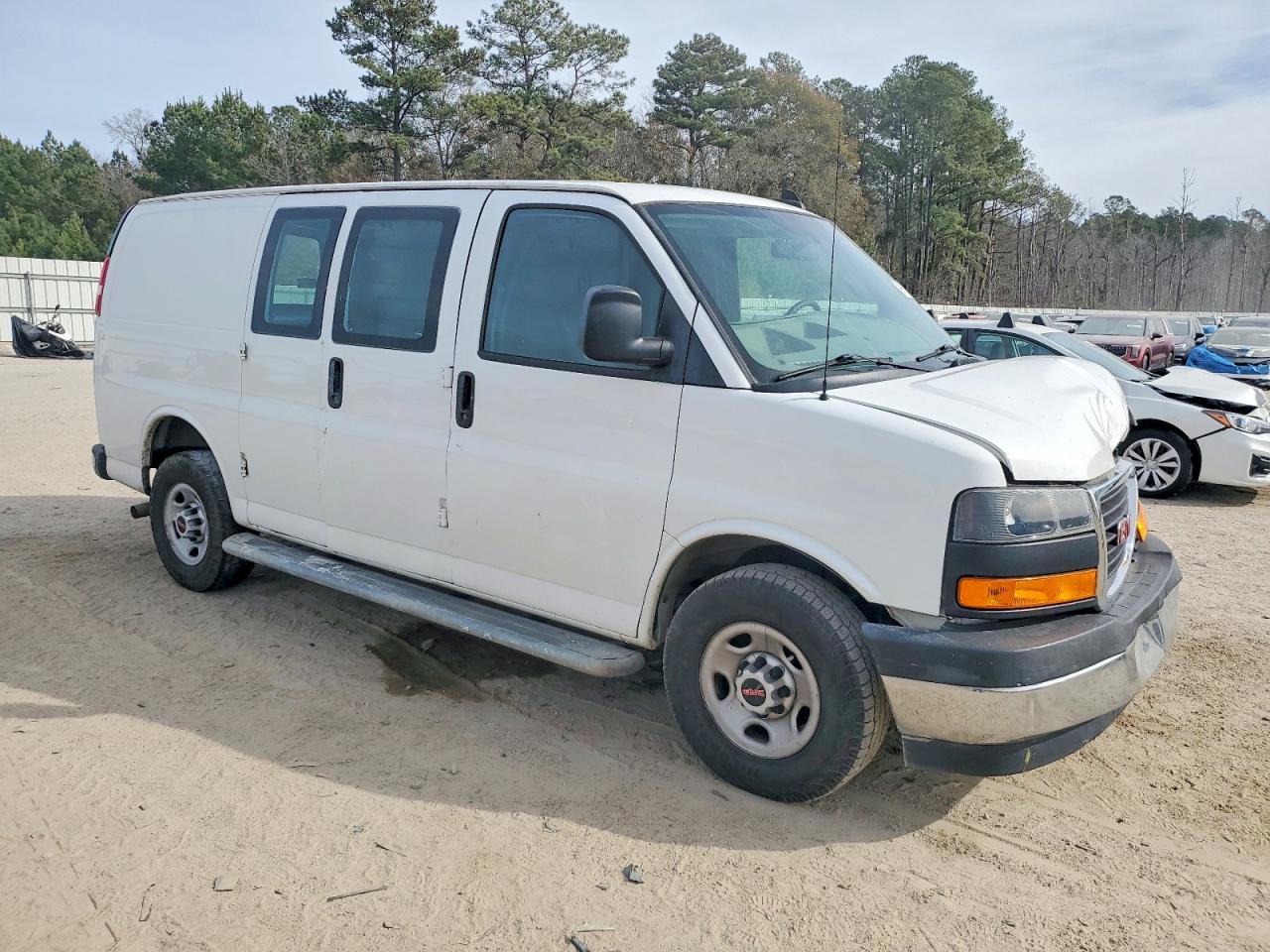 2019 GMC SAVANA 2500 DELIVERY VAN photo 7