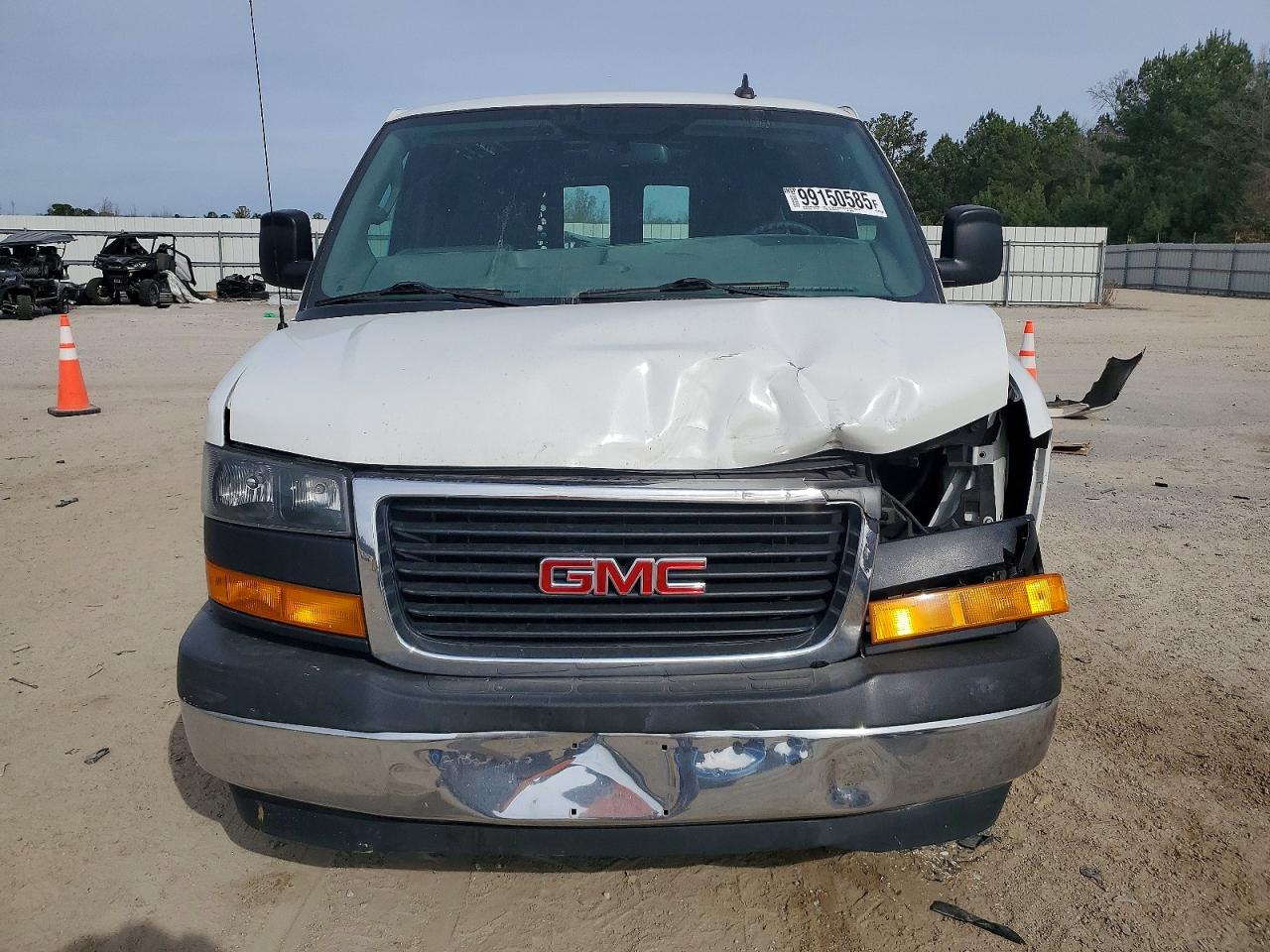 2019 GMC SAVANA 2500 DELIVERY VAN photo 9
