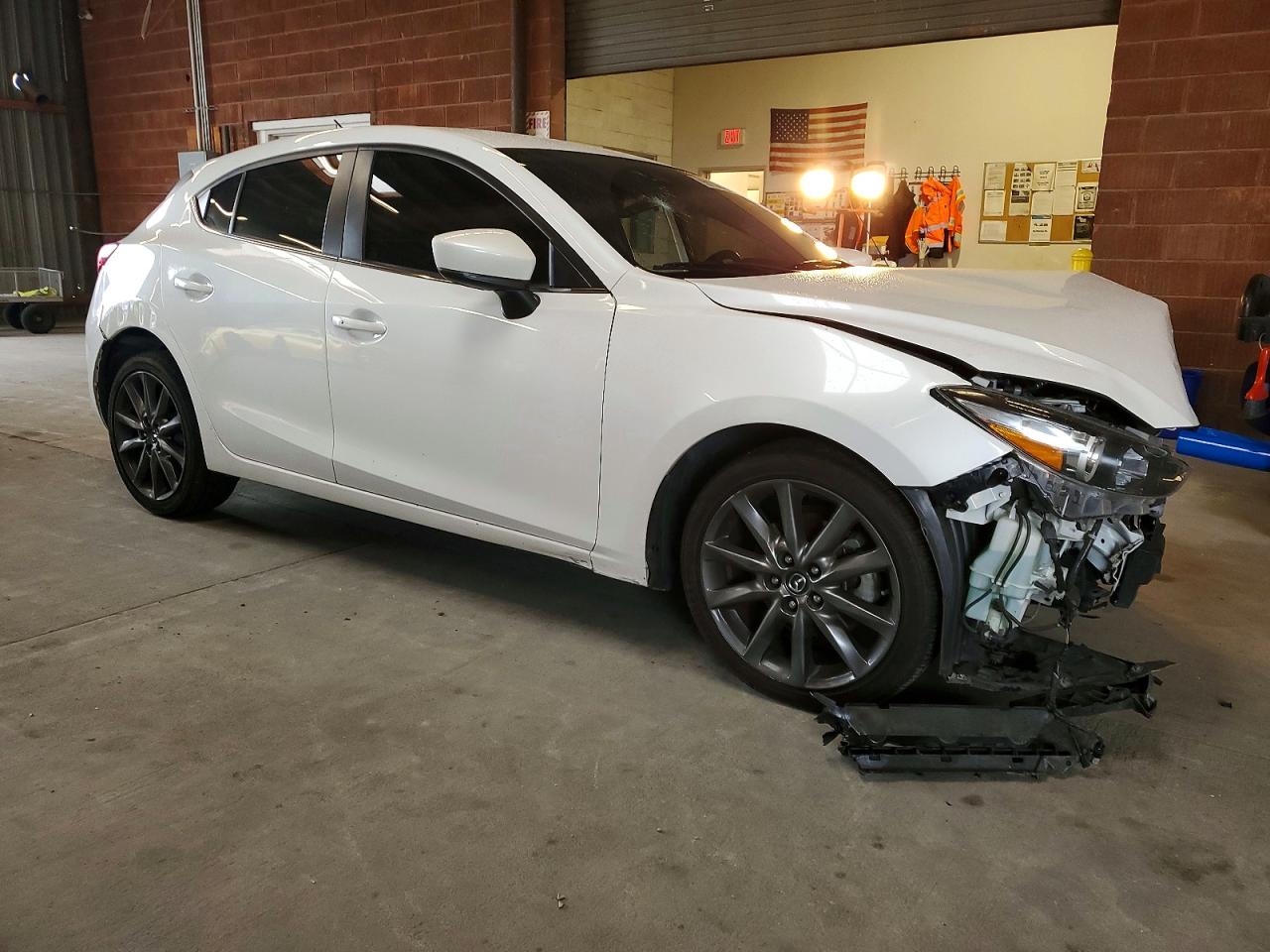 2018 MAZDA 3 TOURING photo 4