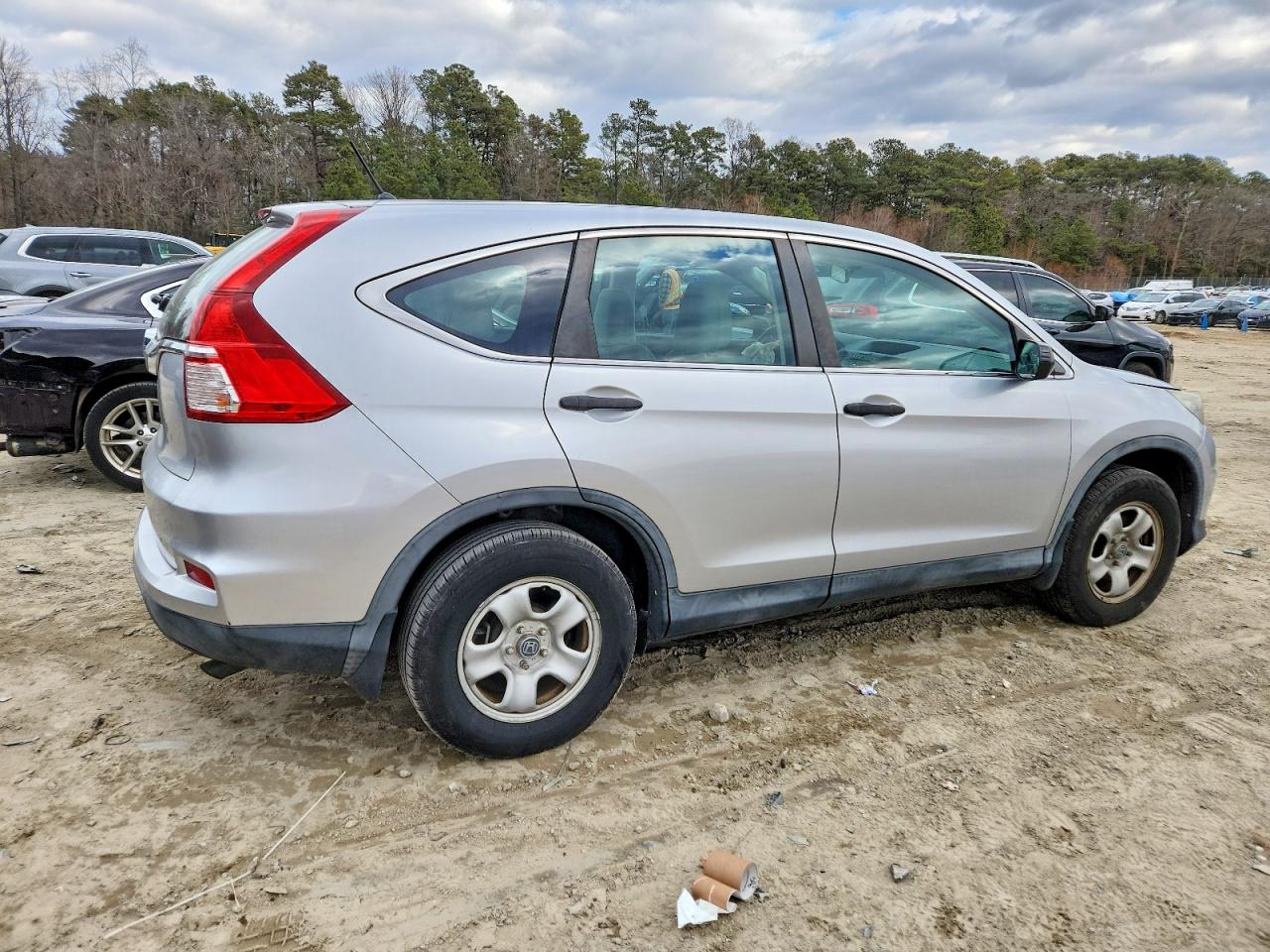 2016 HONDA CR-V LX photo 3