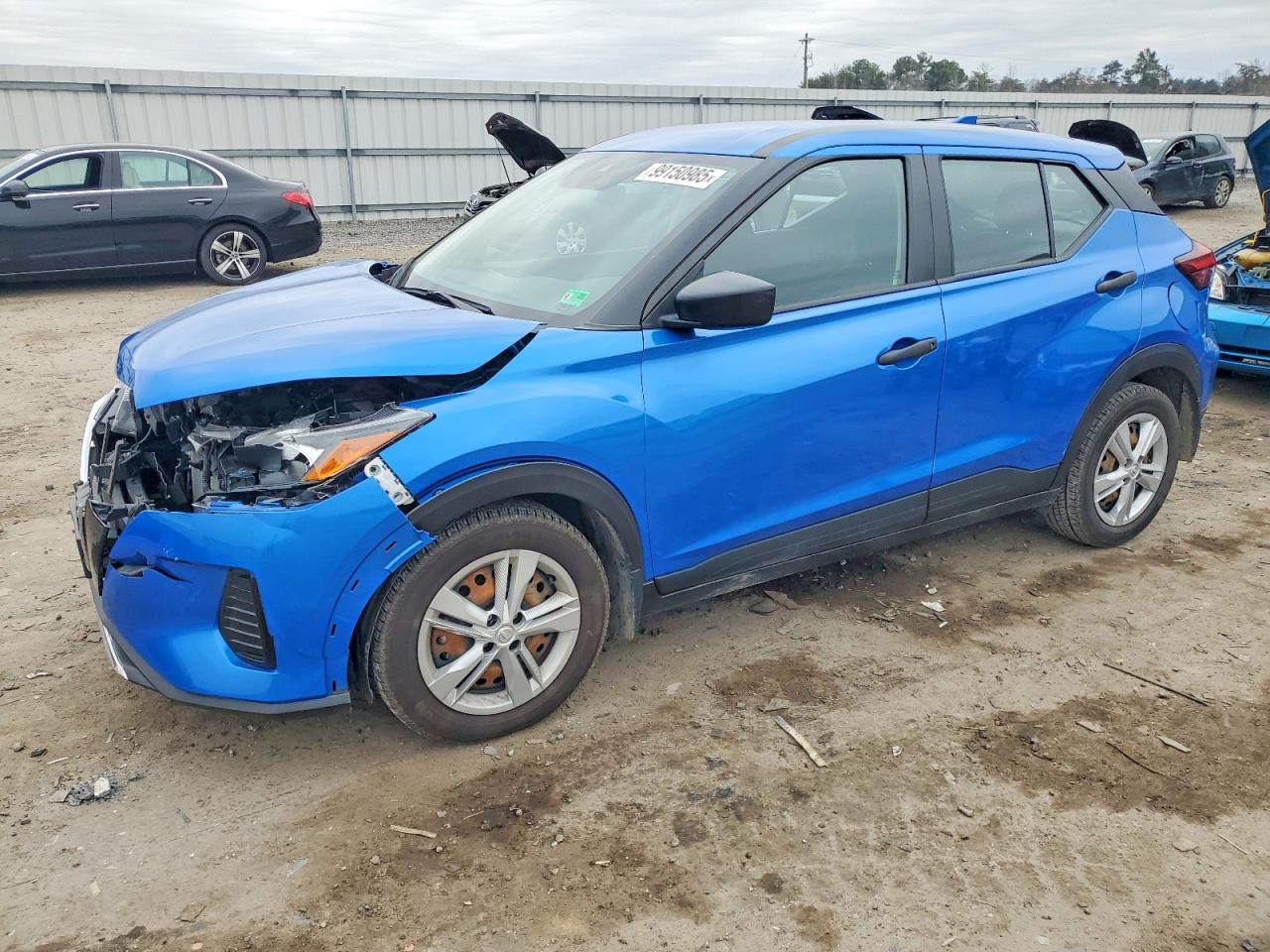 2023 NISSAN KICKS