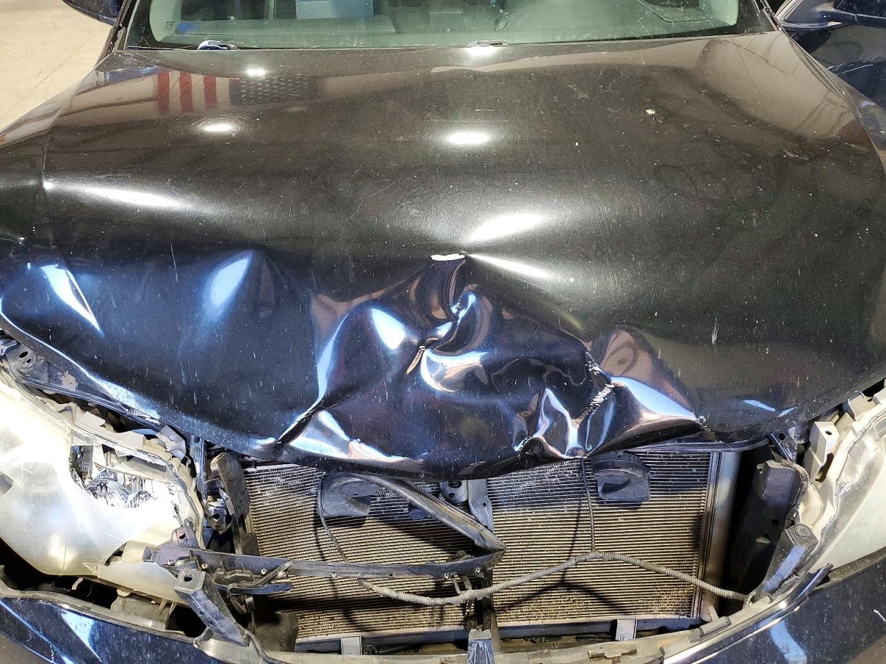2014 TOYOTA CAMRY L photo 21