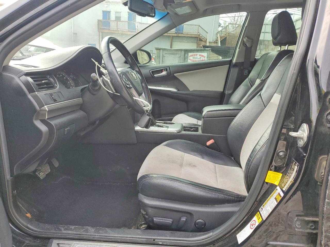 2012 TOYOTA CAMRY SE photo 7