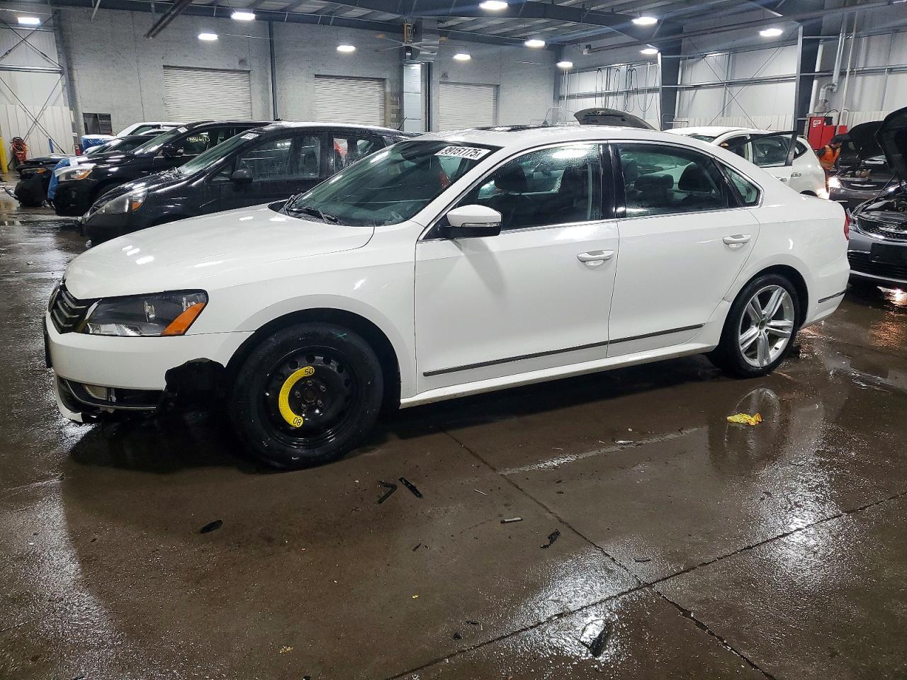 2015 VOLKSWAGEN PASSAT