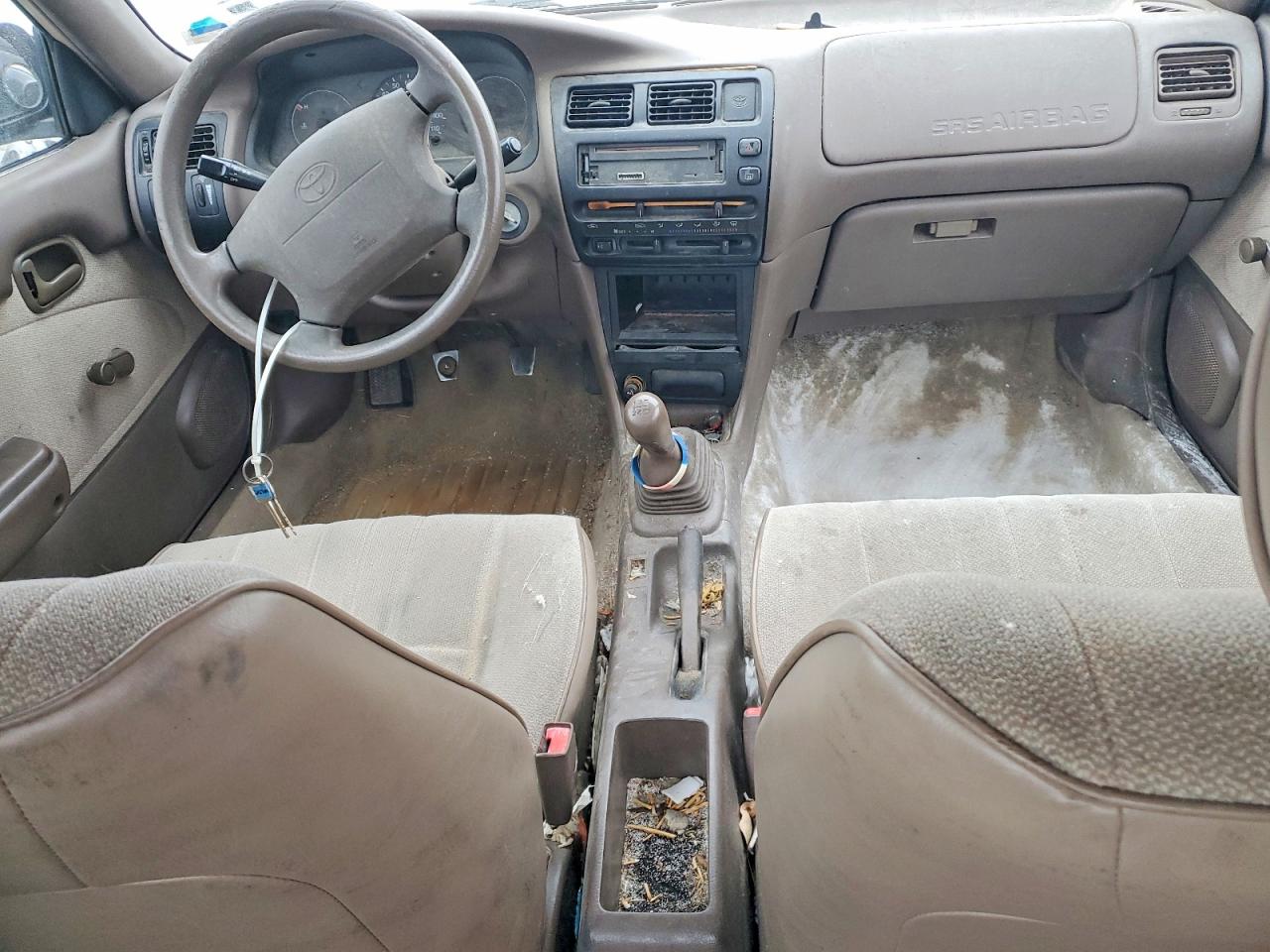1996 TOYOTA COROLLA photo 8