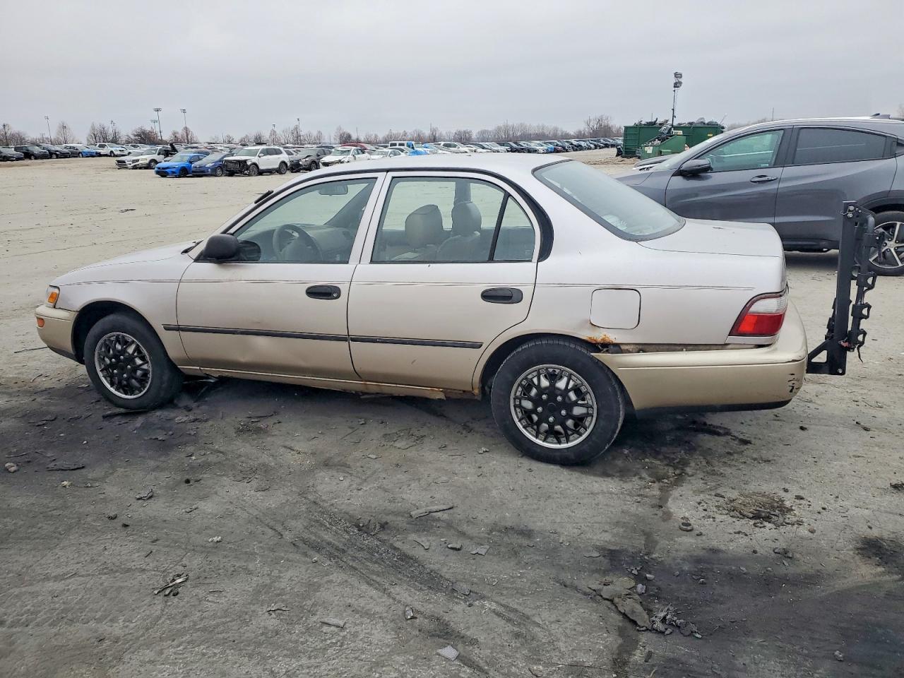 1996 TOYOTA COROLLA photo 2