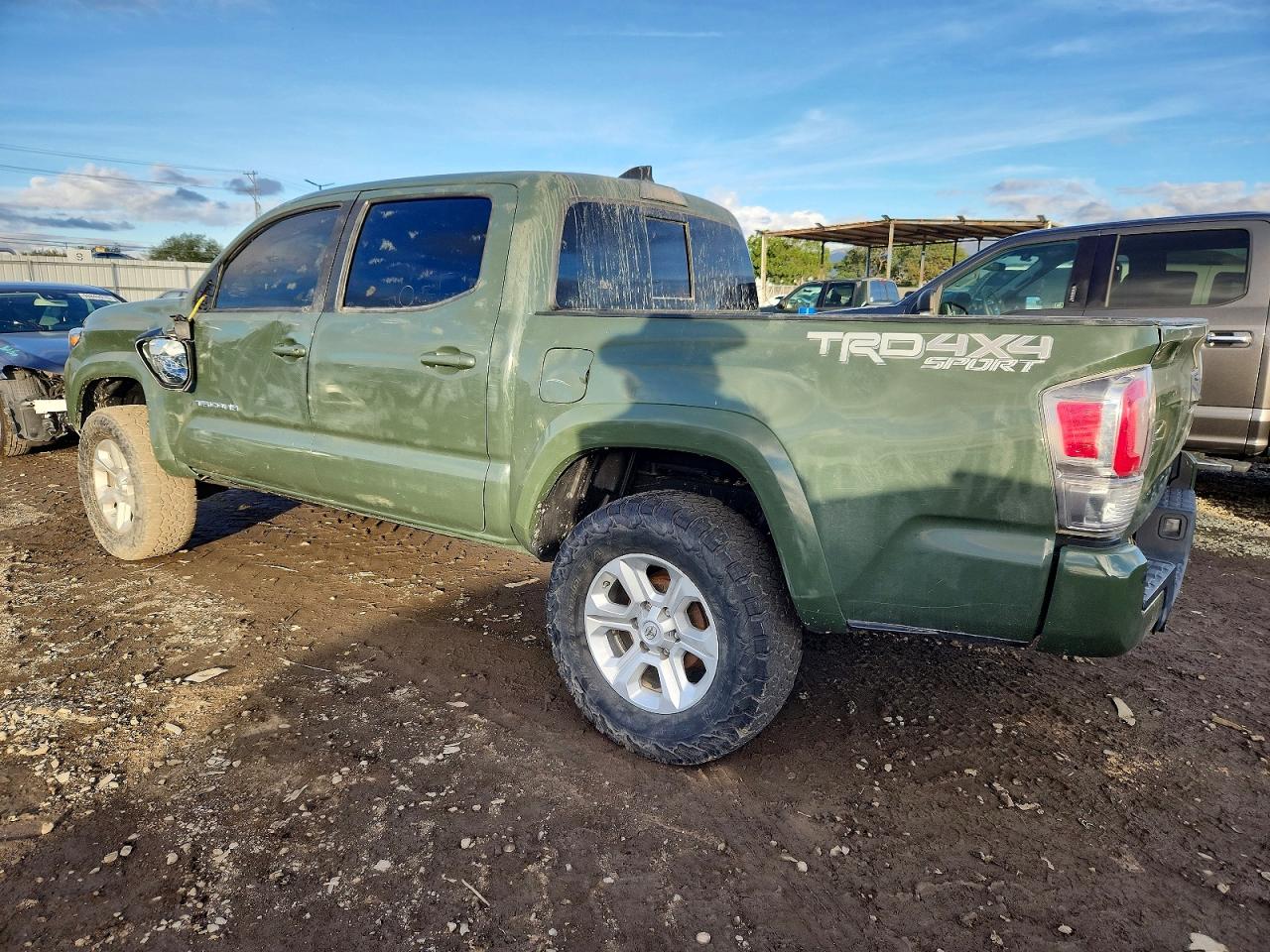 2021 TOYOTA TACOMA DOUBLE CAB photo 2