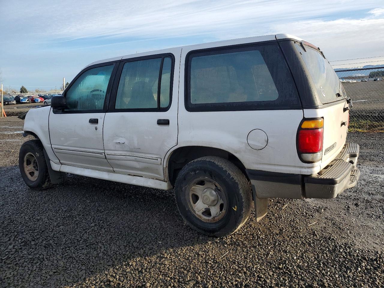1997 FORD EXPLORER photo 2