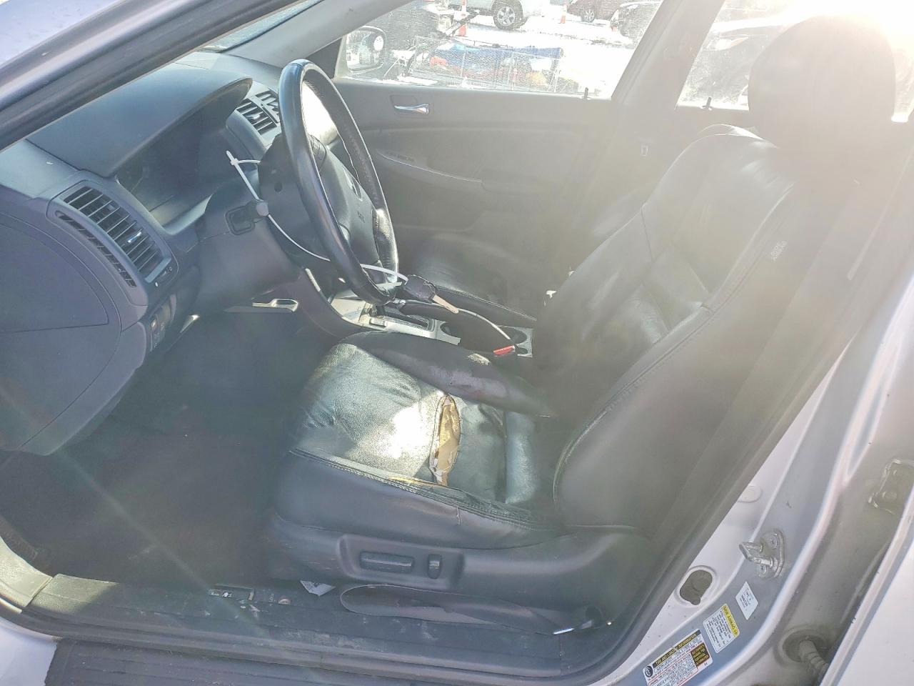 2005 HONDA ACCORD EX photo 7