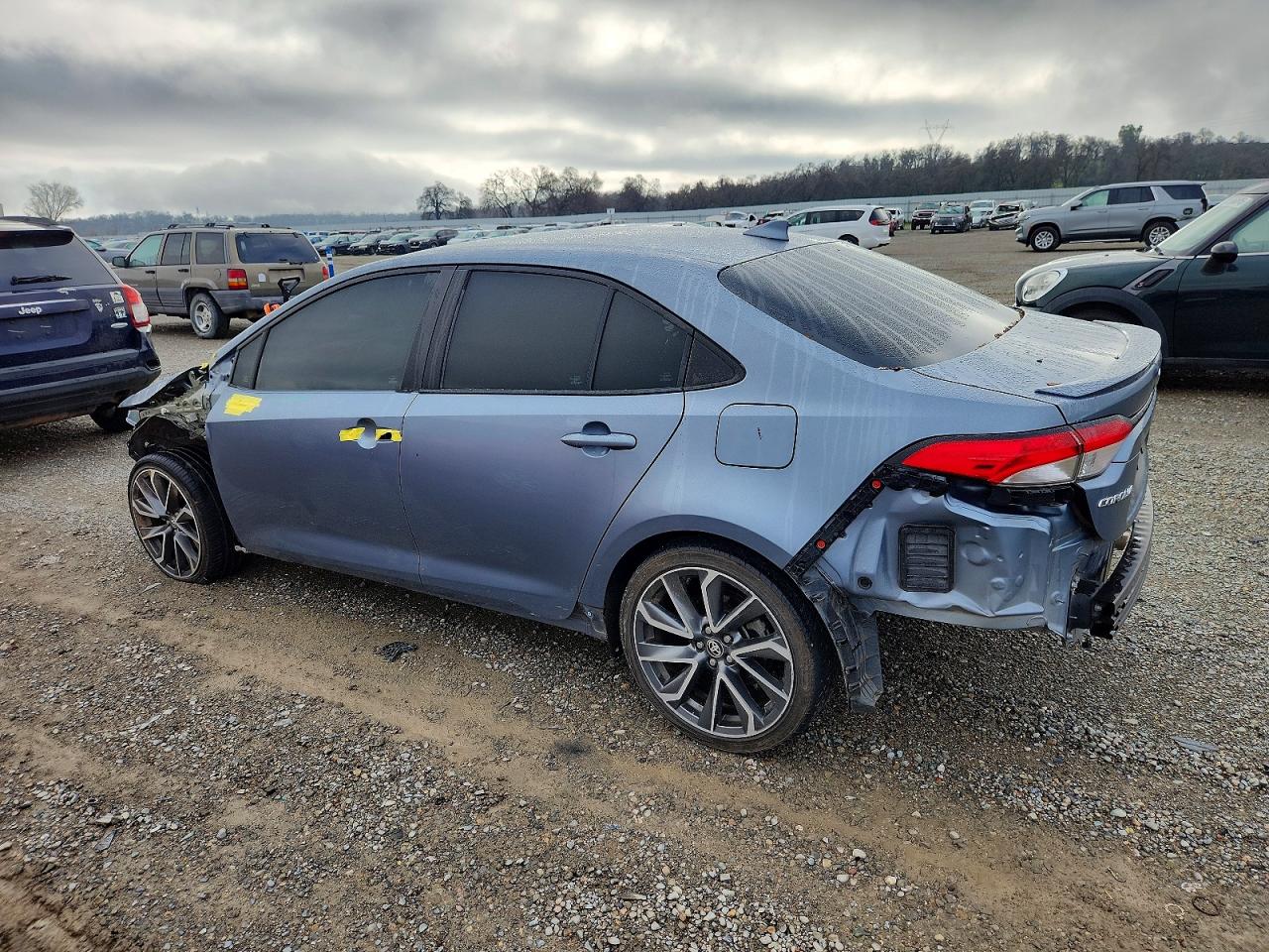 2021 TOYOTA COROLLA SE photo 2