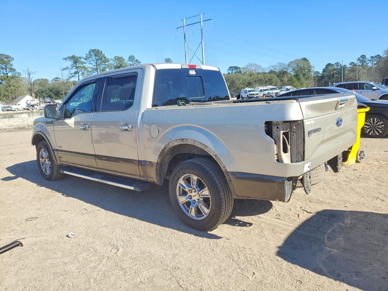 2017 FORD F150 SUPERCREW photo 2