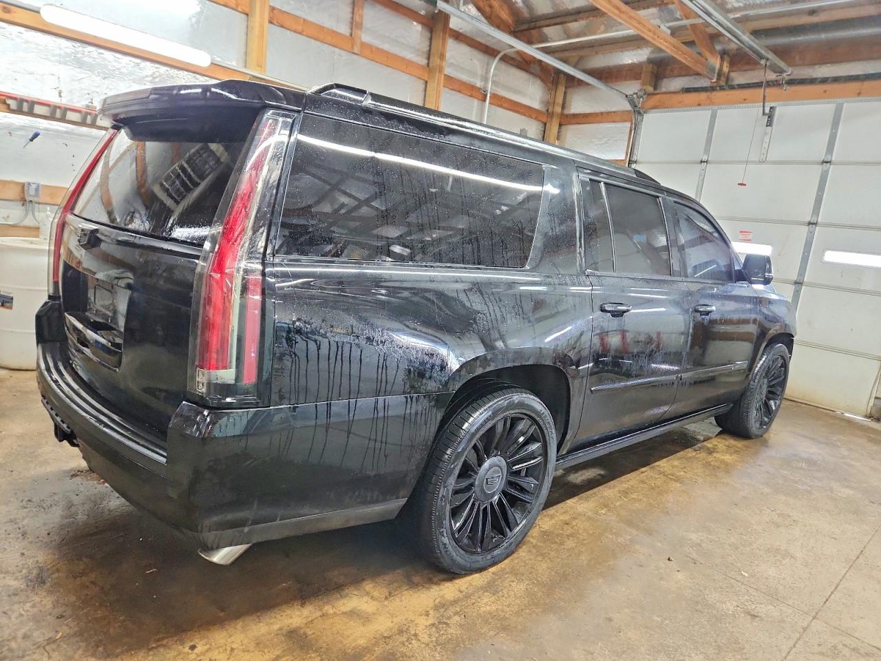 2015 CADILLAC ESCALADE ESV PLATINUM photo 3