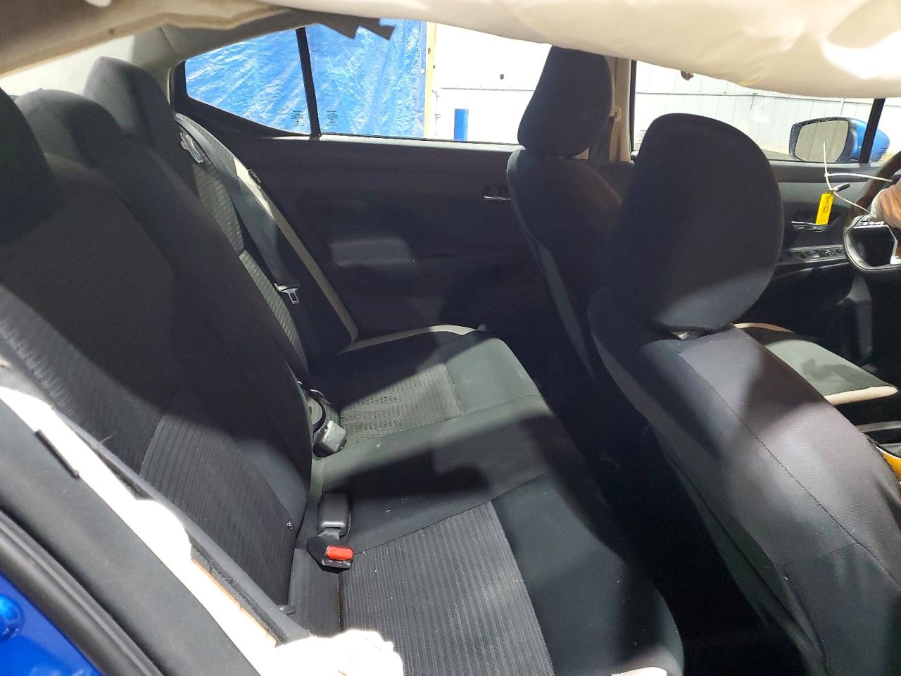 2021 NISSAN VERSA SV photo 19