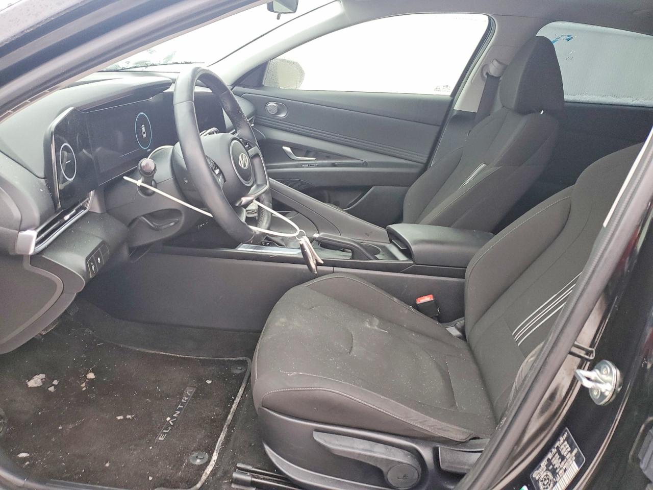 2024 HYUNDAI ELANTRA SEL photo 7