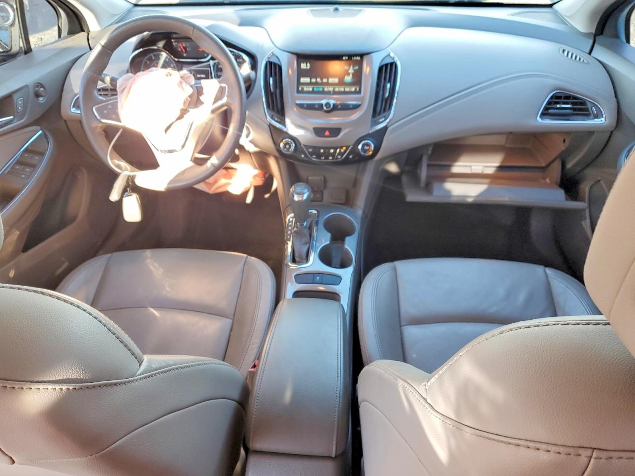 2017 CHEVROLET CRUZE PREMIER photo 8