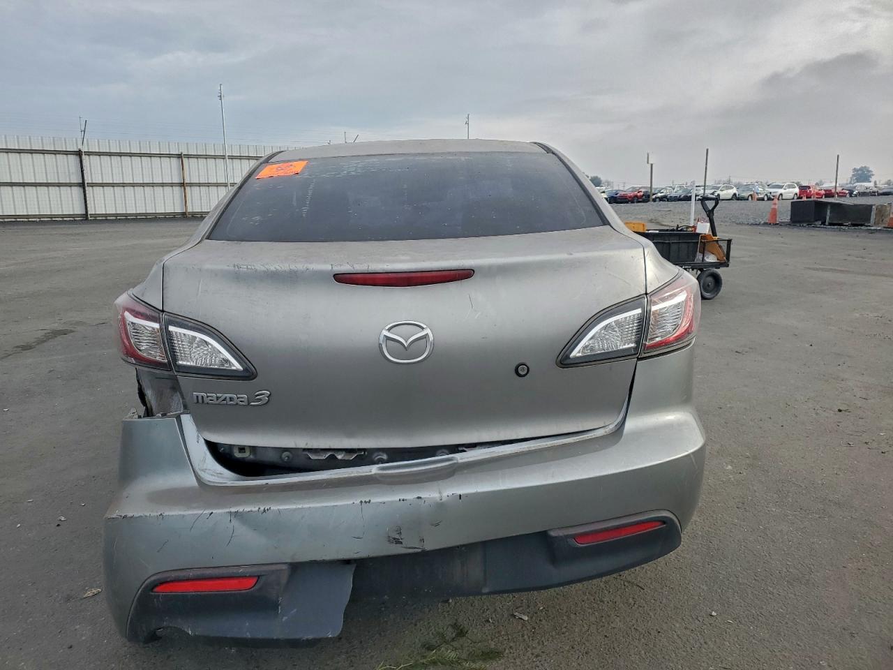 2010 MAZDA 3 I photo 16