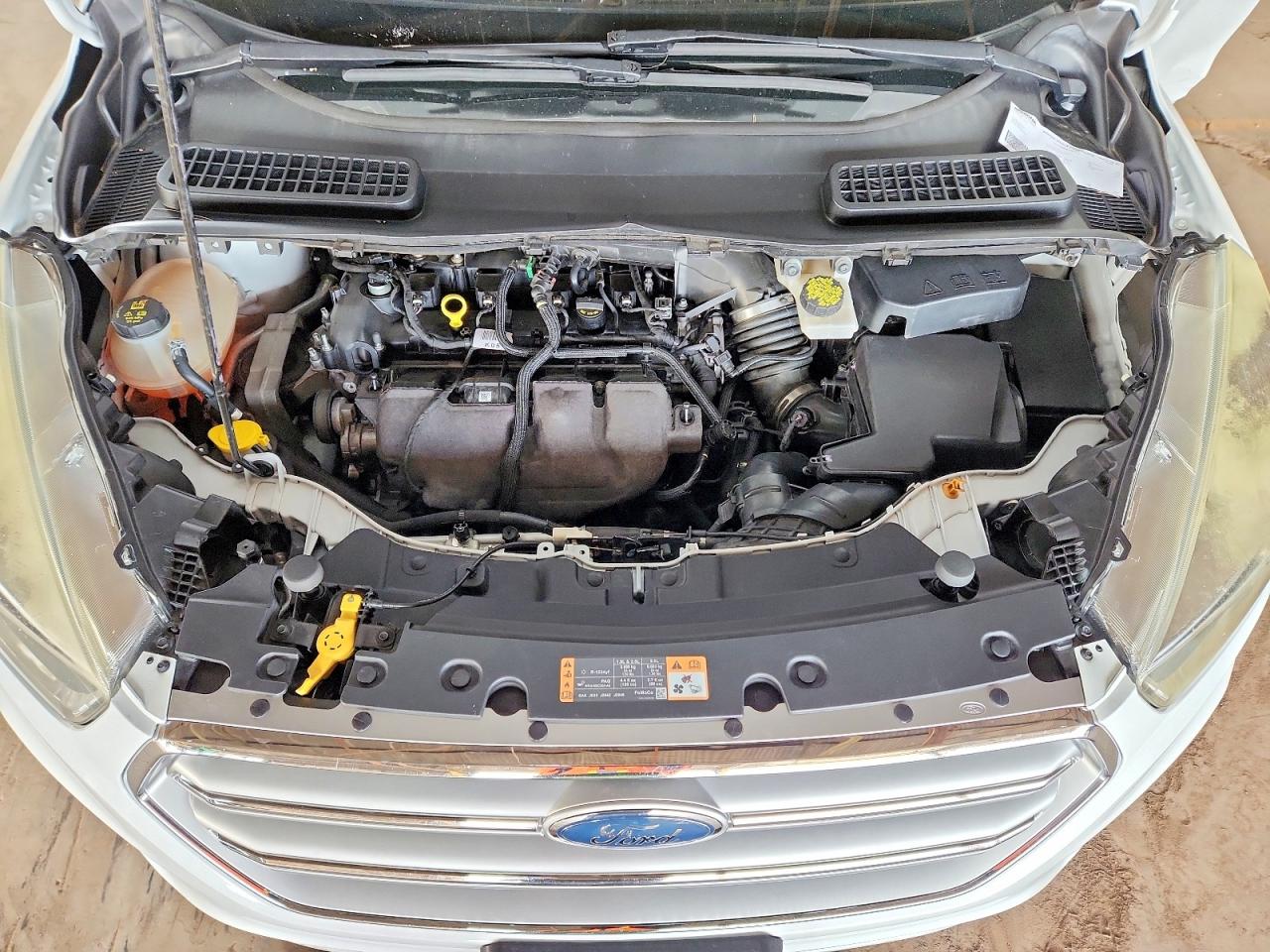2017 FORD ESCAPE SE photo 12