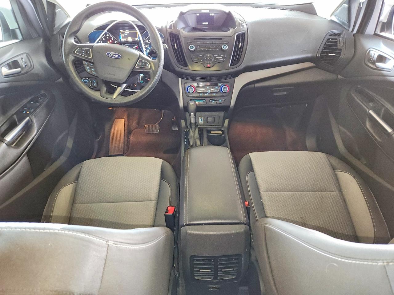 2017 FORD ESCAPE SE photo 8