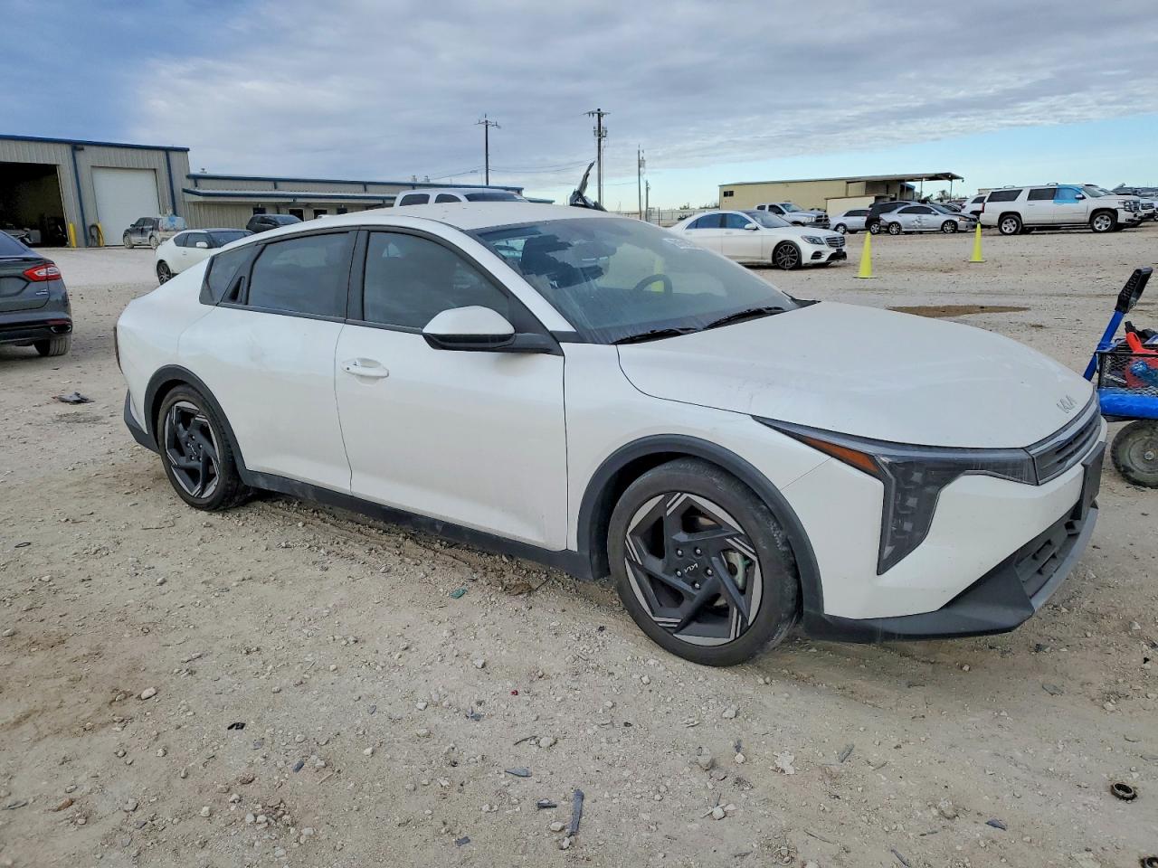 2025 KIA K4 EX photo 7