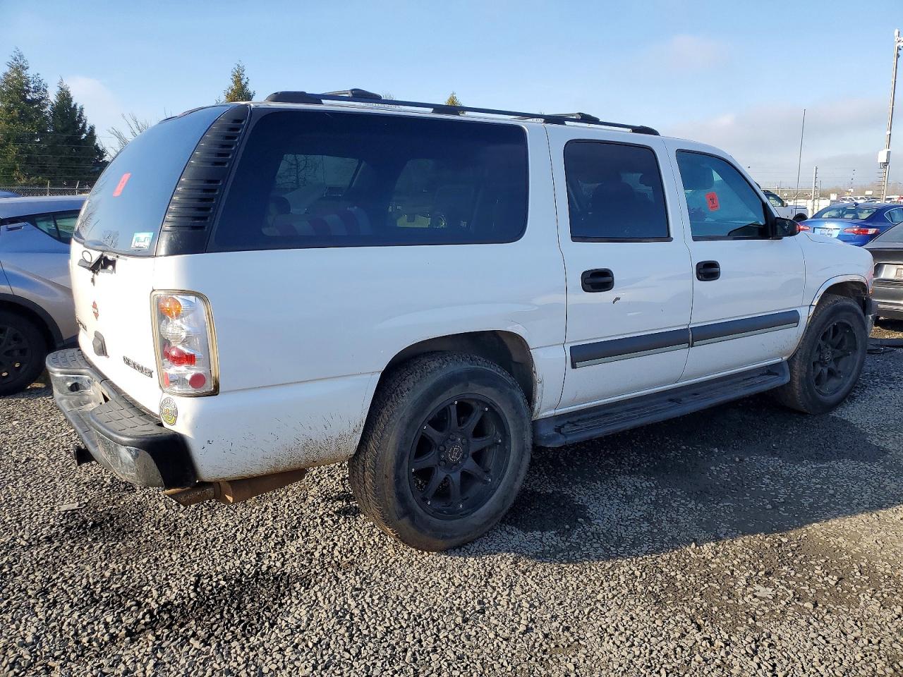 2003 CHEVROLET SUBURBAN K1500 photo 3